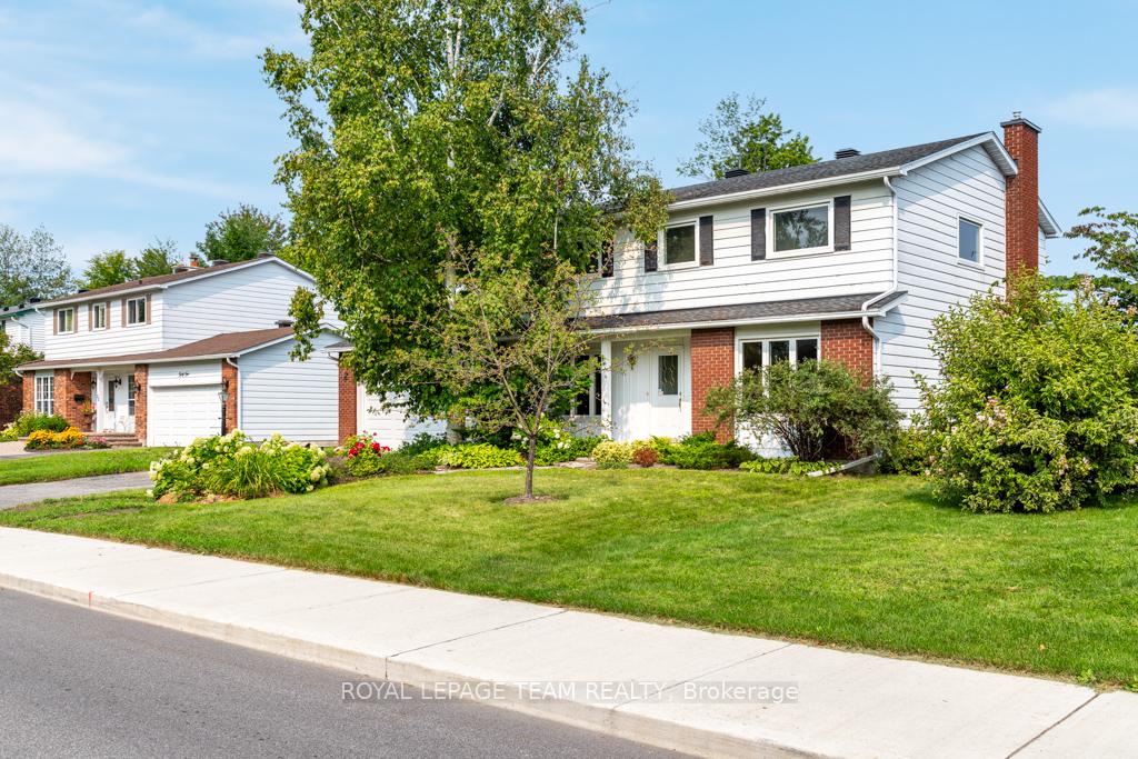 Photo 1 of 37 Amberwood Crescent, Ottawa, Pineglen/Country Place — HOMEH