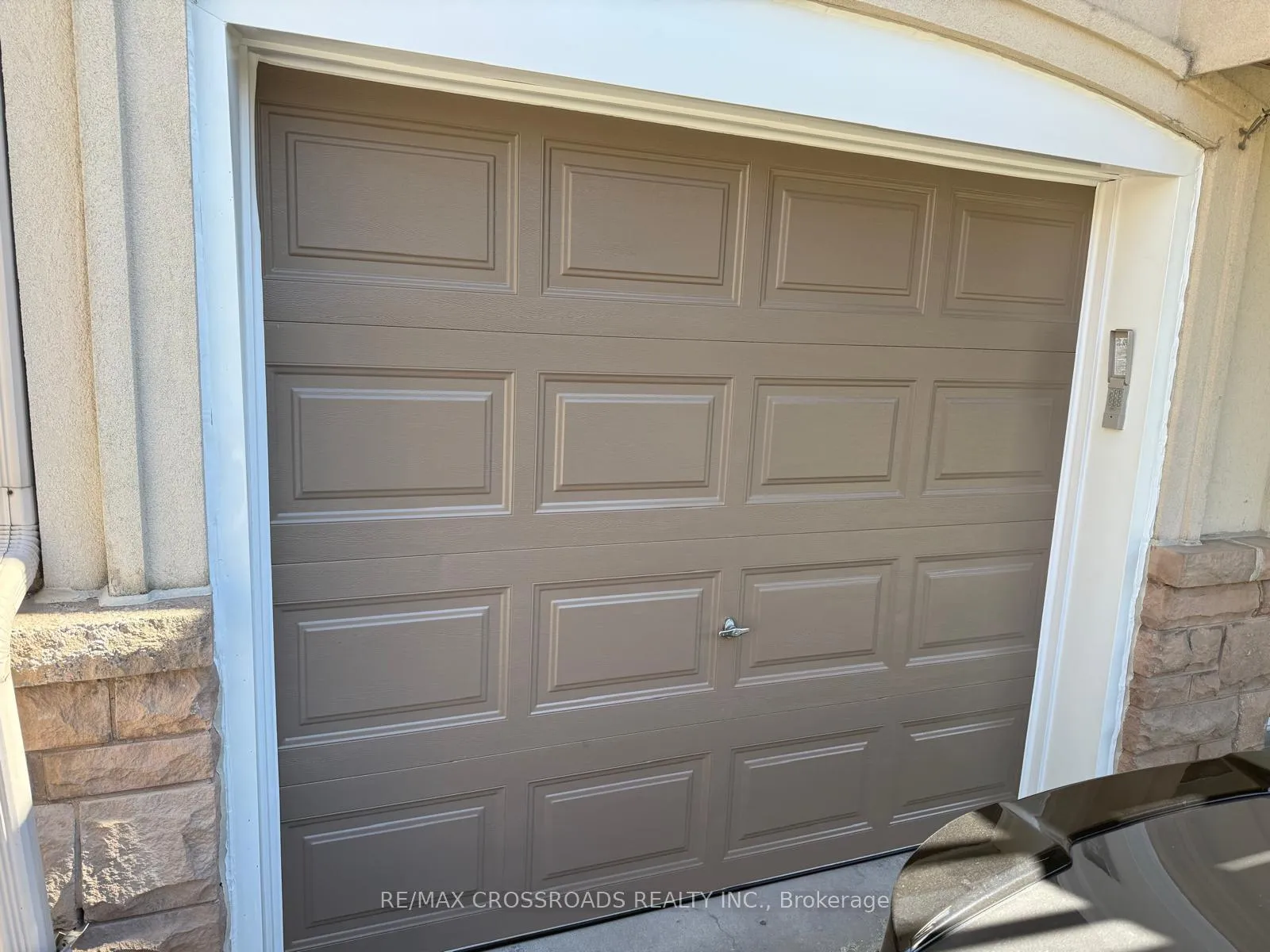 Photo 4 of Unit 2, 10 Post Oak Drive, Richmond Hill, Jefferson — HOMEH