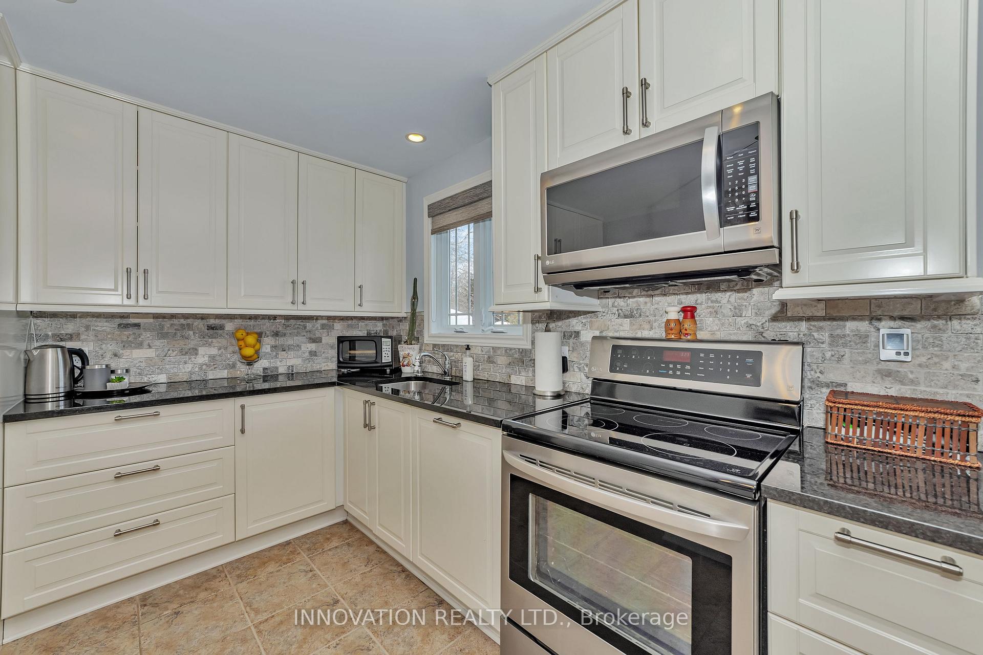 Photo 12 of 4651 Anderson Road, Ottawa, Carlsbad Springs — HOMEH