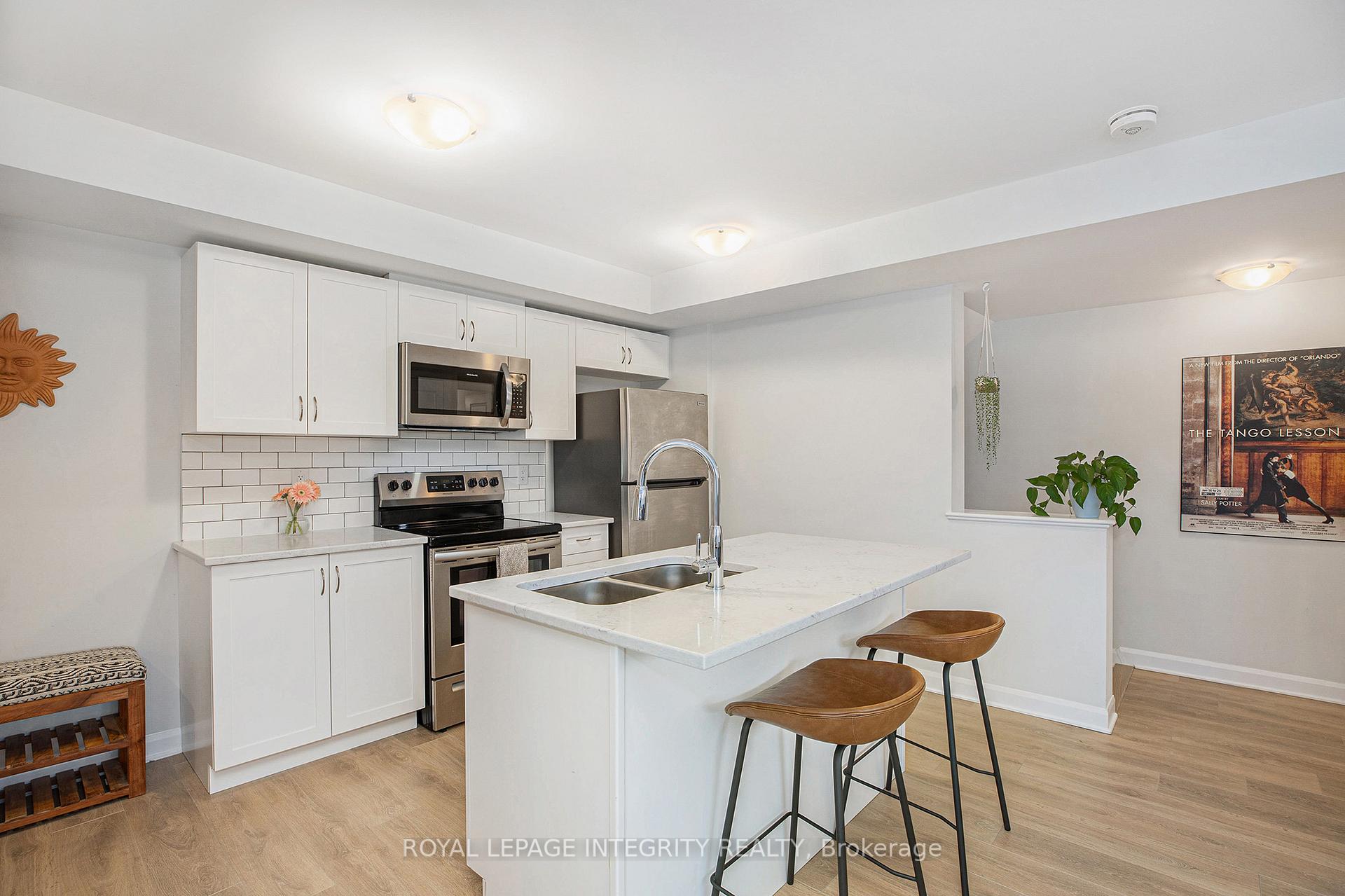 Photo 3 of Unit A, 415 Eldorado Private, Ottawa, Kanata - Morgan's Grant/South March — HOMEH