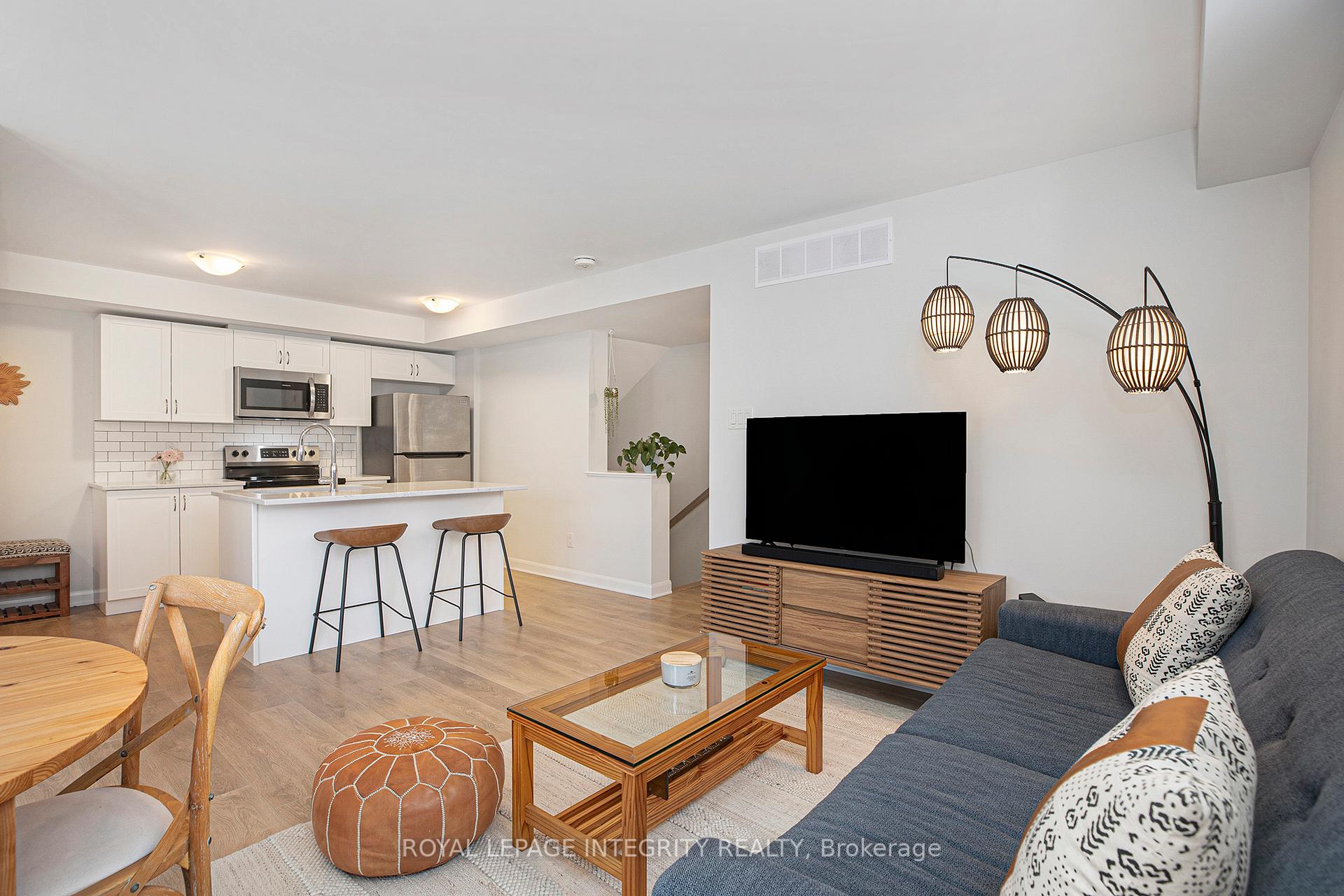 Photo 9 of Unit A, 415 Eldorado Private, Ottawa, Kanata - Morgan's Grant/South March — HOMEH