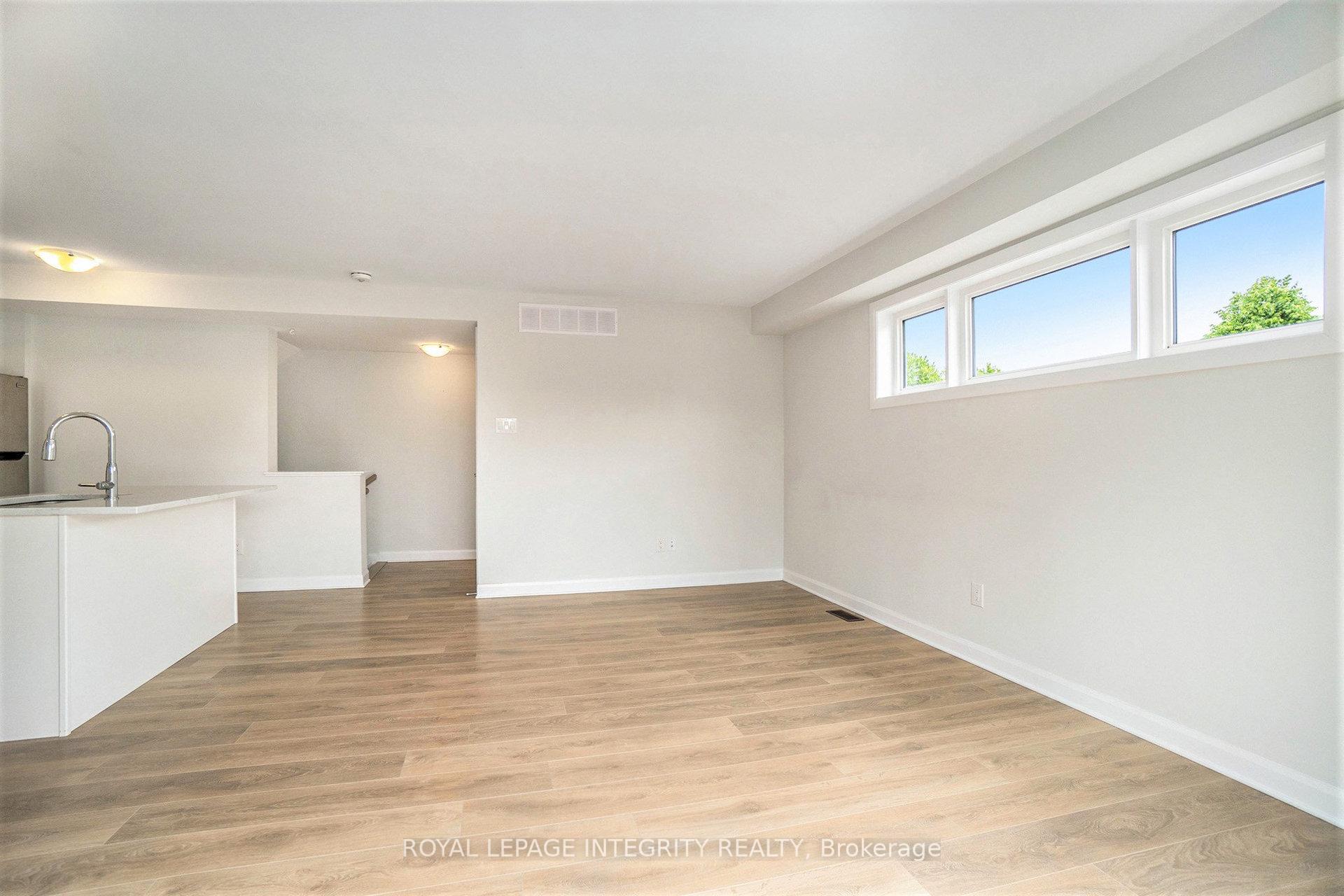 Photo 10 of Unit A, 415 Eldorado Private, Ottawa, Kanata - Morgan's Grant/South March — HOMEH