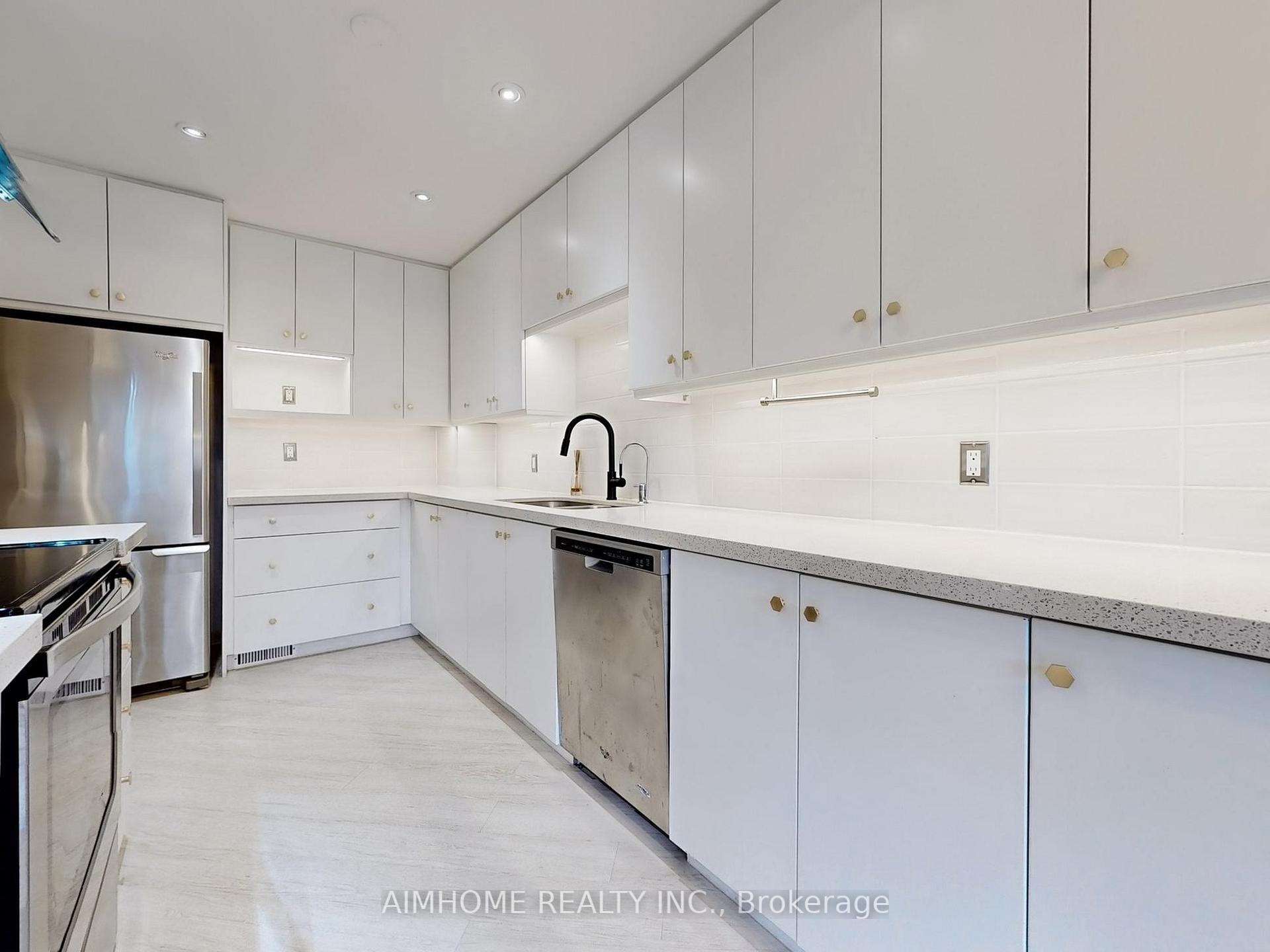 Photo 9 of Unit 11, 85 Baif Boulevard, Richmond Hill, North Richvale — HOMEH