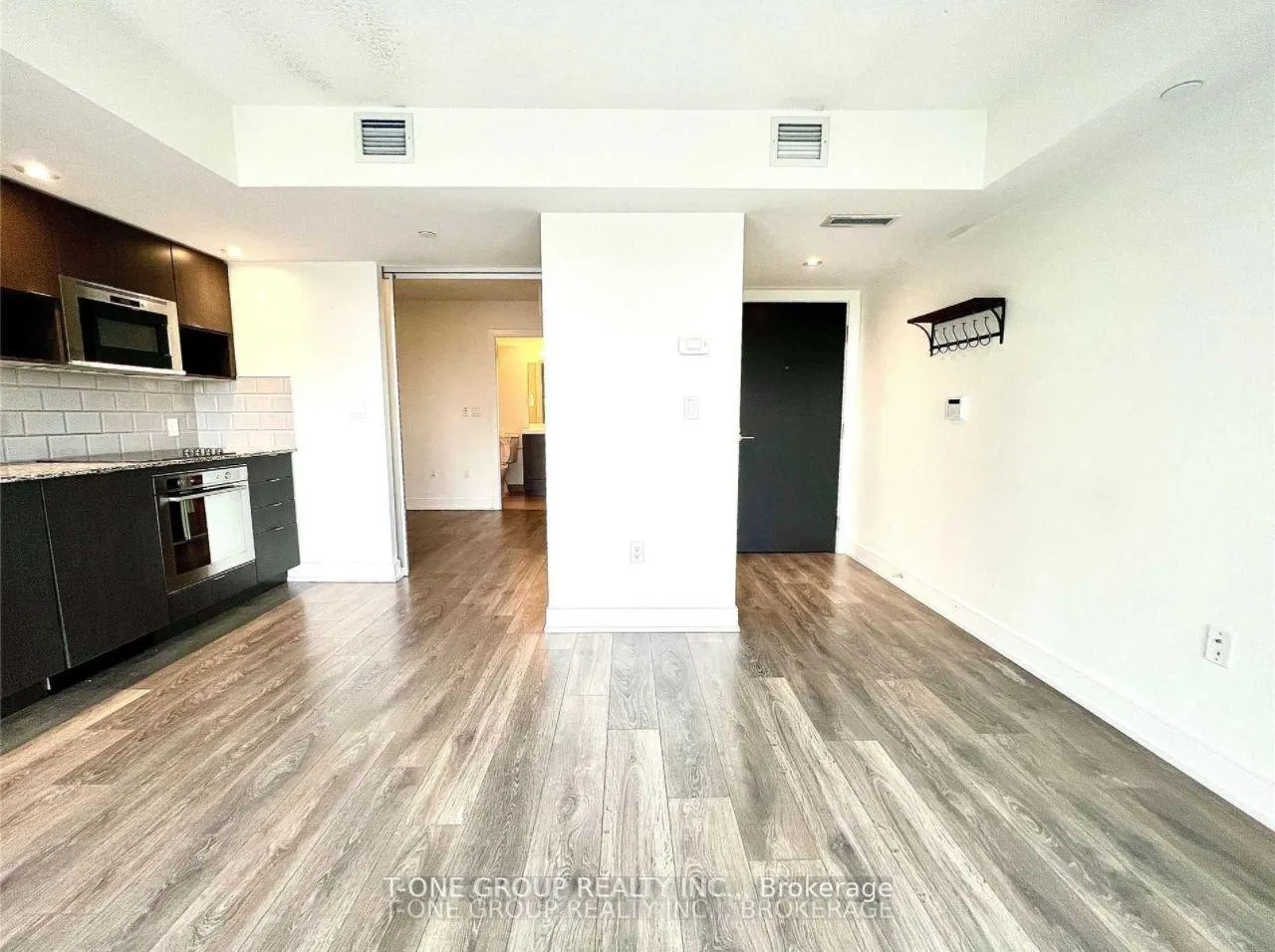 Photo 7 of Unit 1106, 89 Mcgill Street, Toronto, Church-Yonge Corridor — HOMEH