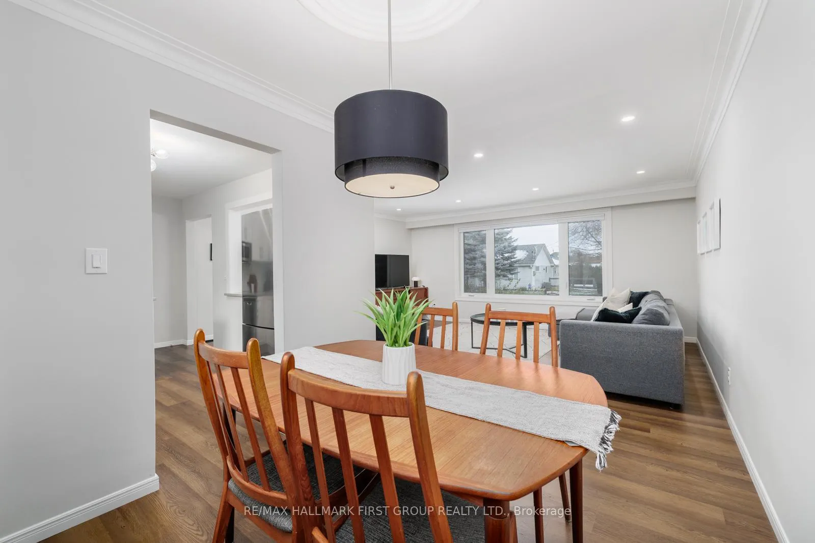 Photo 13 of 12 Lambs Lane, Clarington, Bowmanville — HOMEH