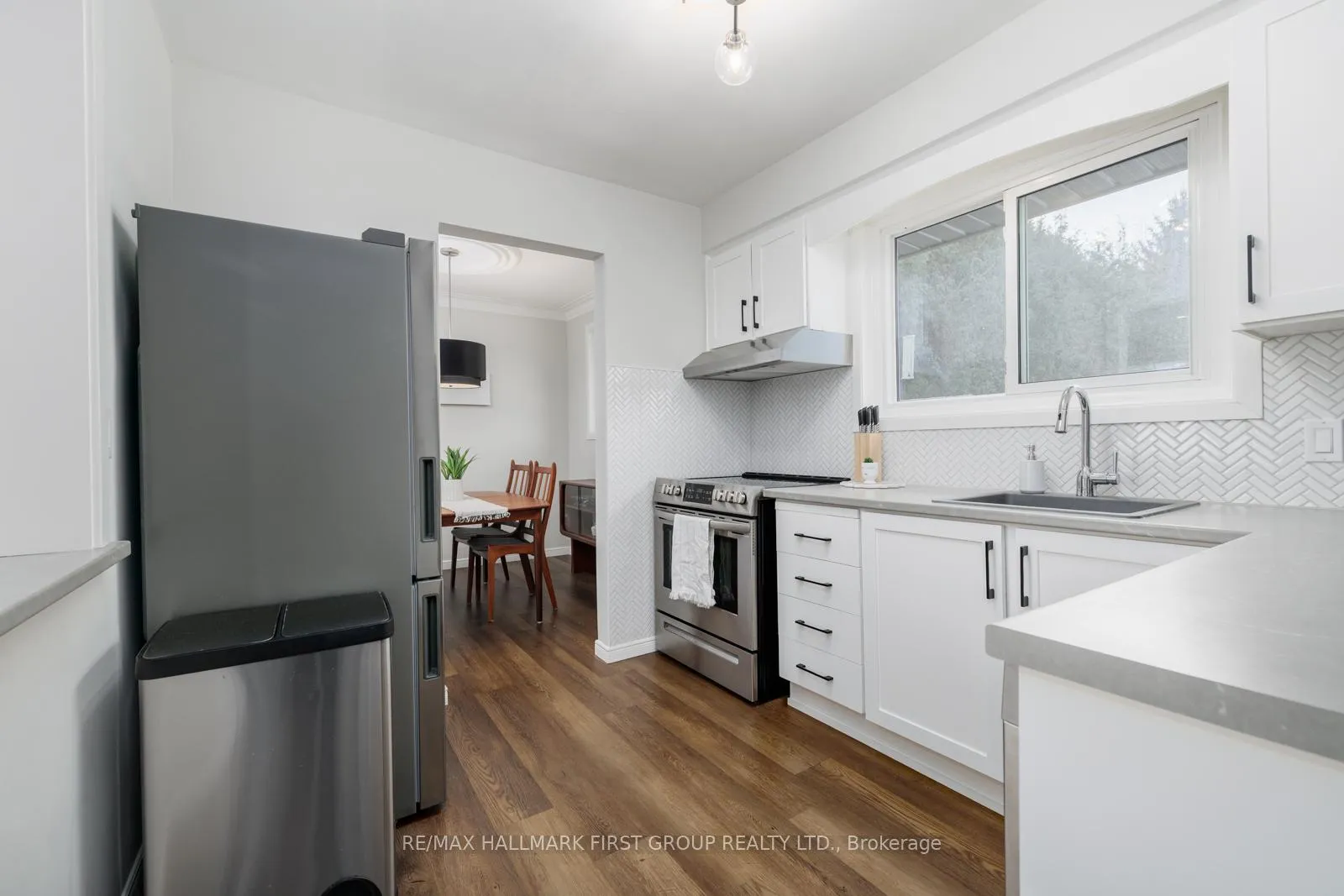 Photo 16 of 12 Lambs Lane, Clarington, Bowmanville — HOMEH
