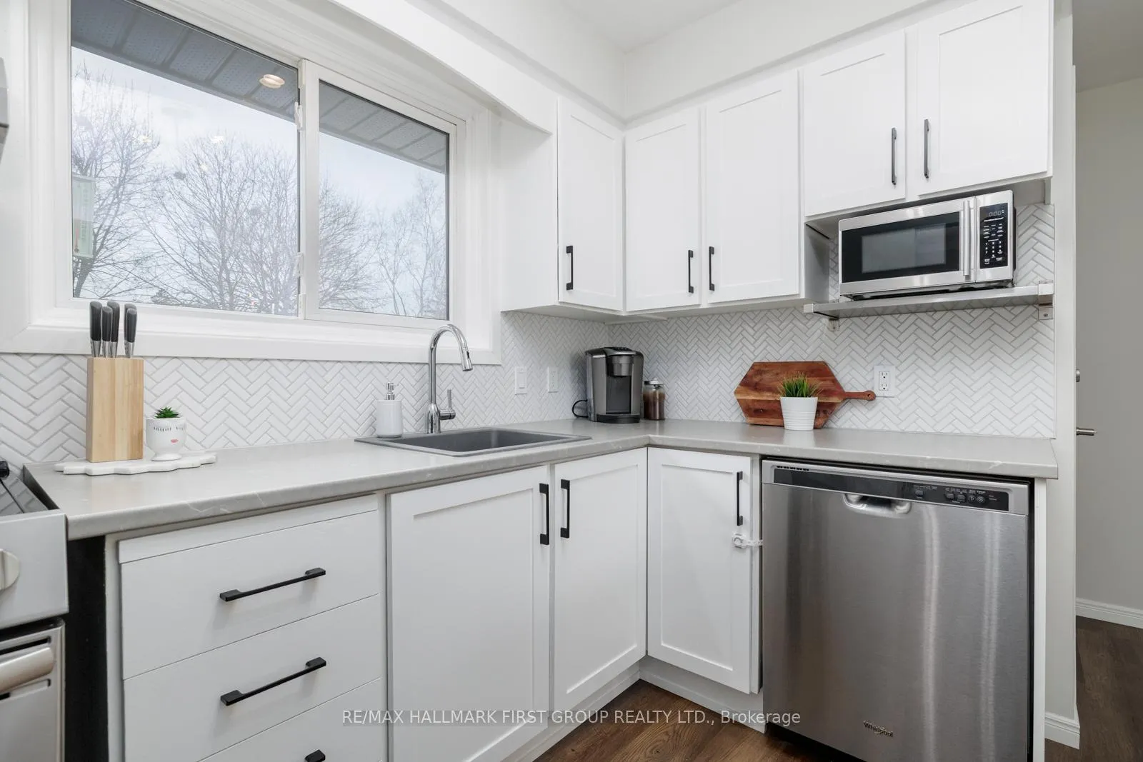Photo 17 of 12 Lambs Lane, Clarington, Bowmanville — HOMEH