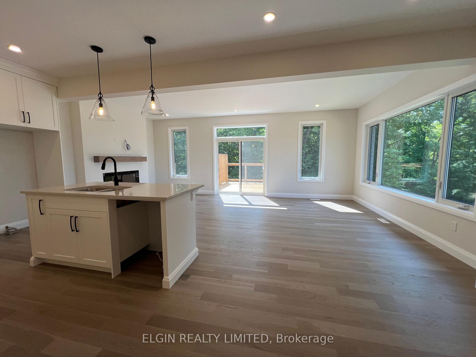 Photo 8 of 21-49 Royal Dornoch Drive, St. Thomas — HOMEH