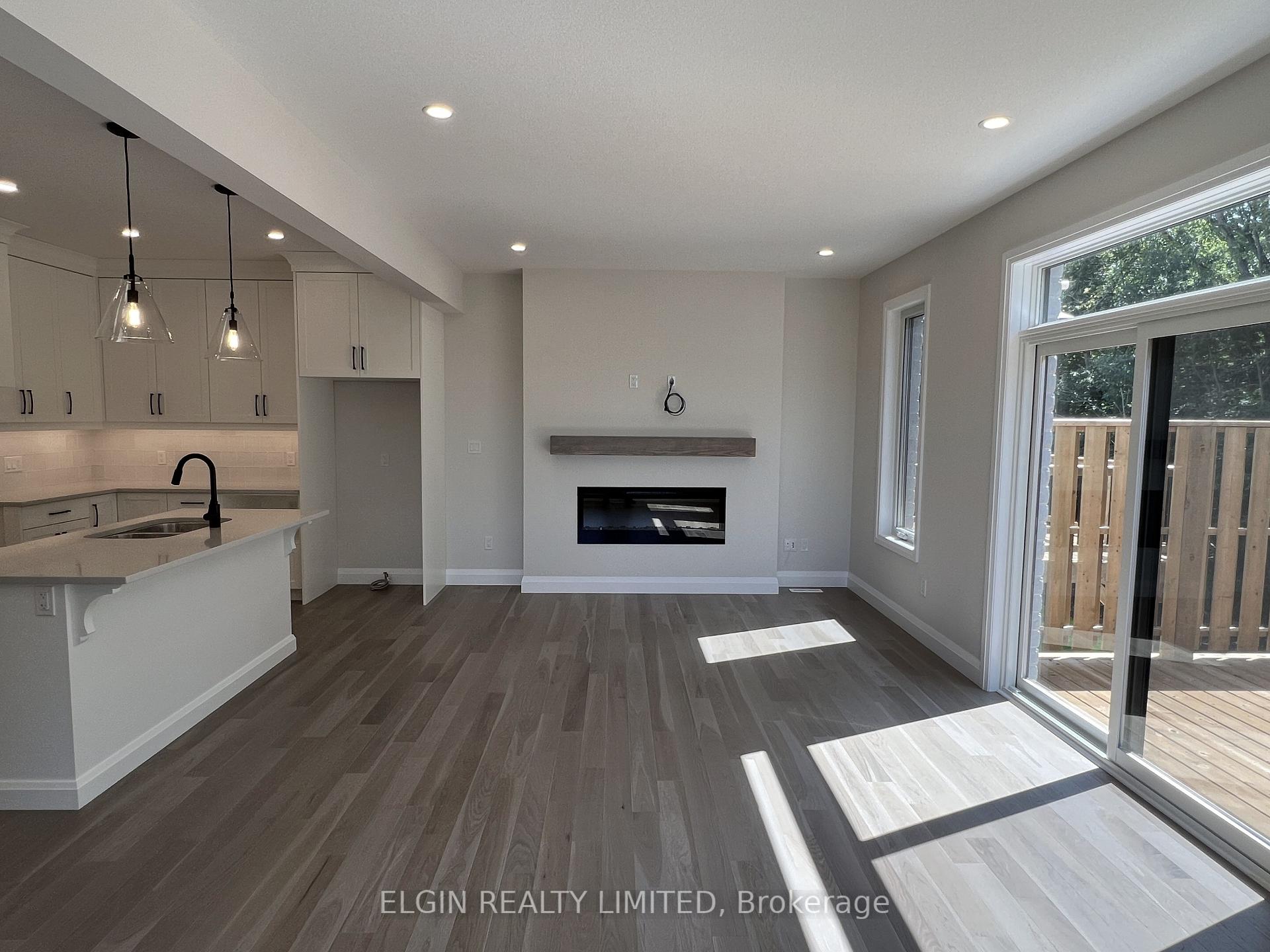 Photo 11 of 21-49 Royal Dornoch Drive, St. Thomas — HOMEH