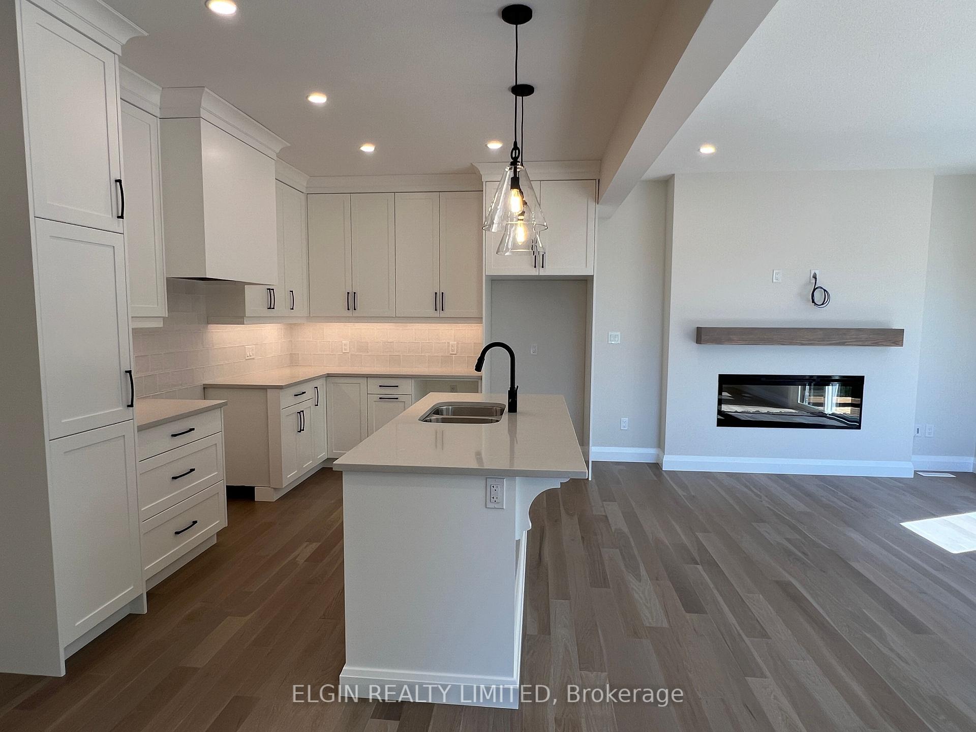 Photo 15 of 21-49 Royal Dornoch Drive, St. Thomas — HOMEH