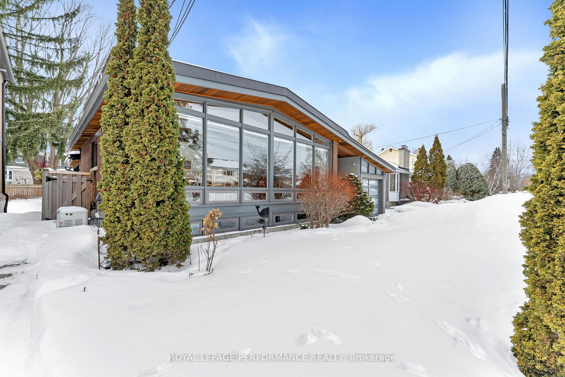 Photo 2 of 692 Highland Avenue, Ottawa, Laurentianview — HOMEH