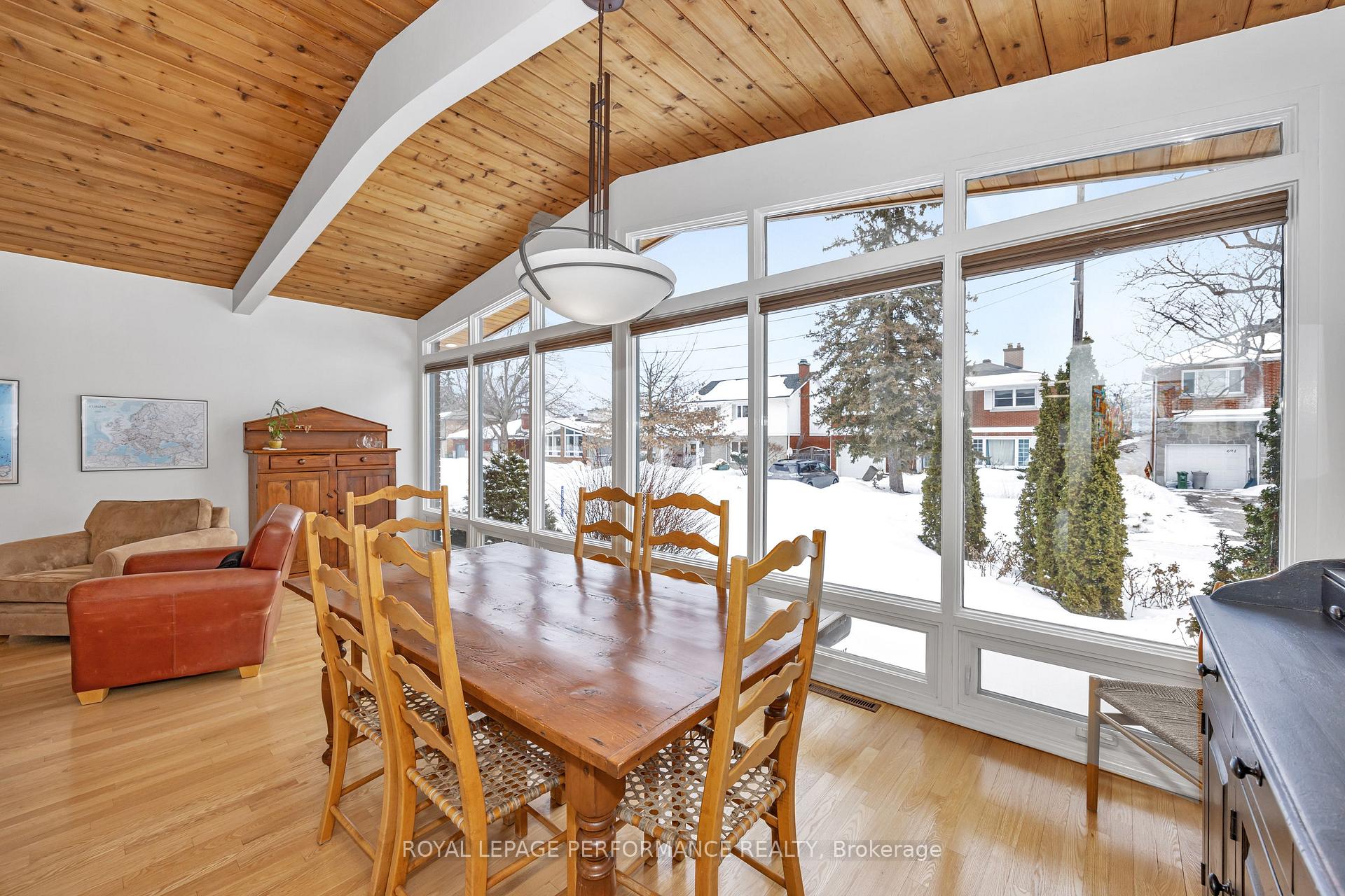 Photo 10 of 692 Highland Avenue, Ottawa, Laurentianview — HOMEH