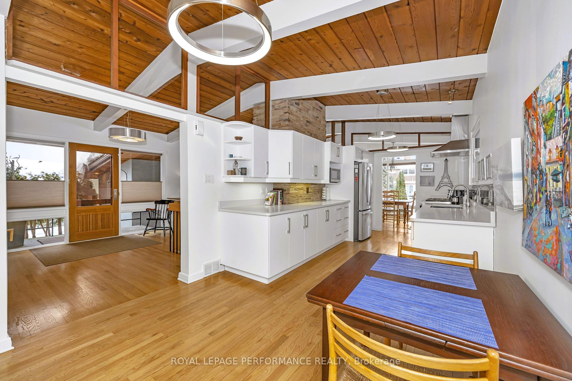 Photo 17 of 692 Highland Avenue, Ottawa, Laurentianview — HOMEH