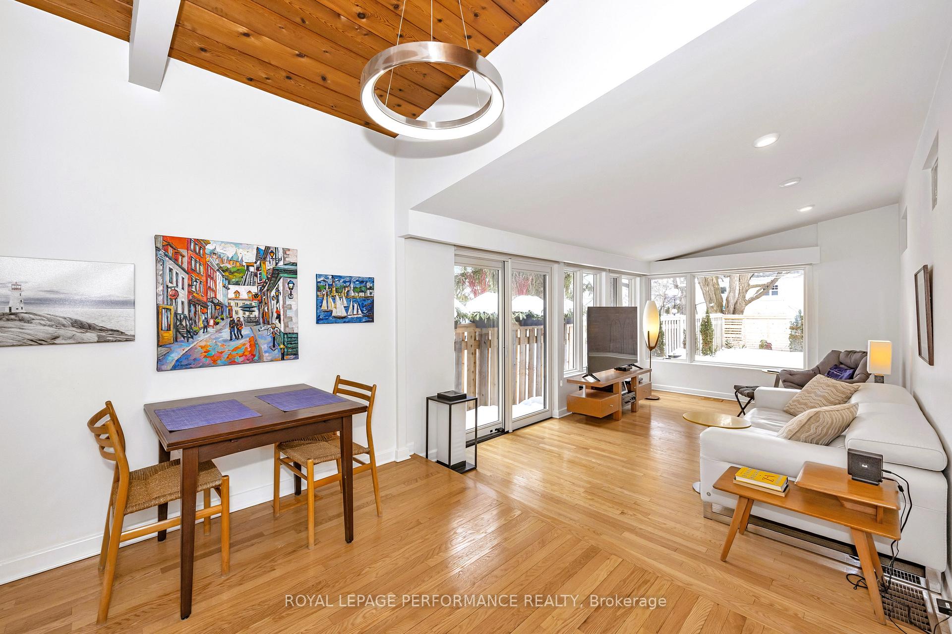 Photo 20 of 692 Highland Avenue, Ottawa, Laurentianview — HOMEH