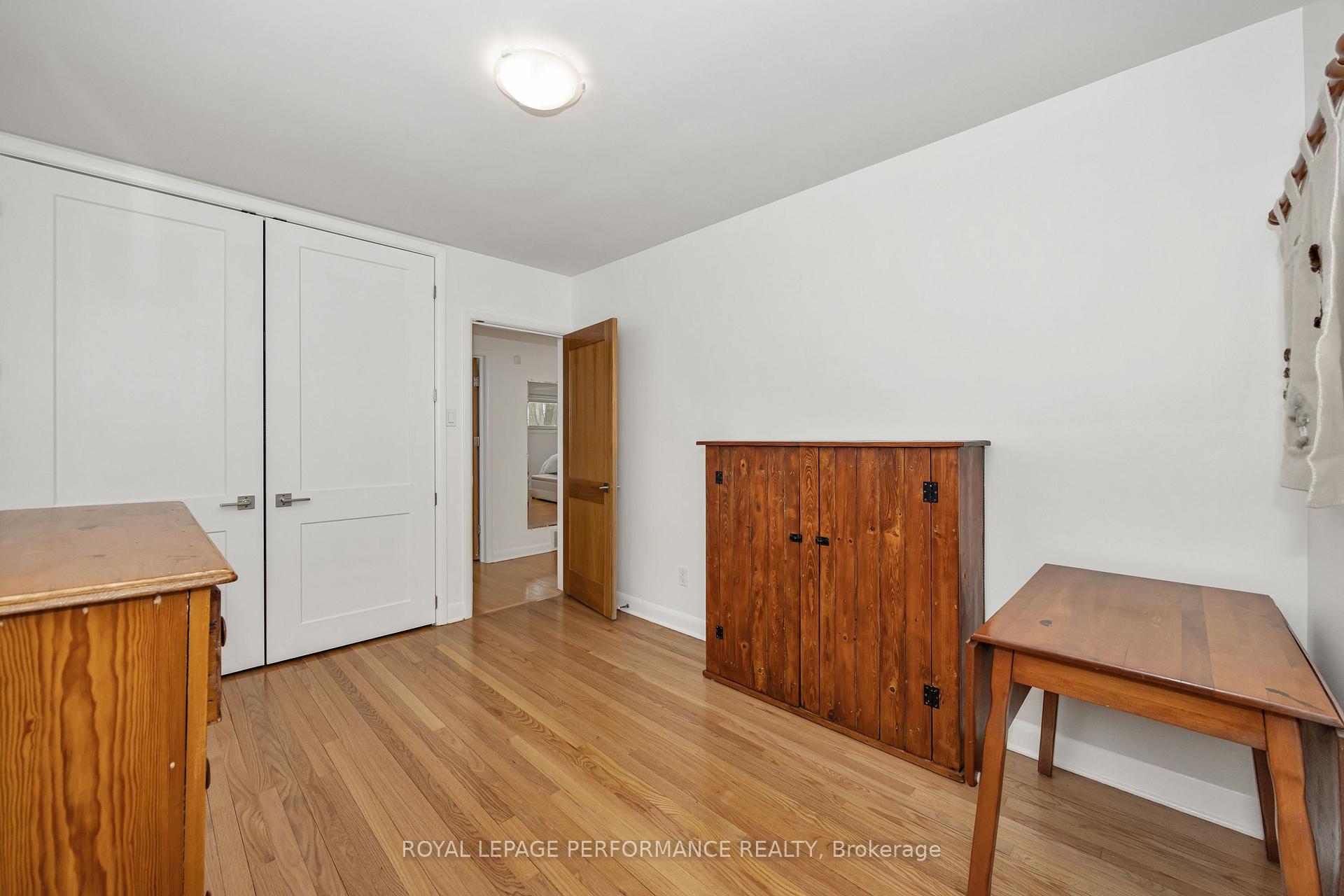 Photo 31 of 692 Highland Avenue, Ottawa, Laurentianview — HOMEH