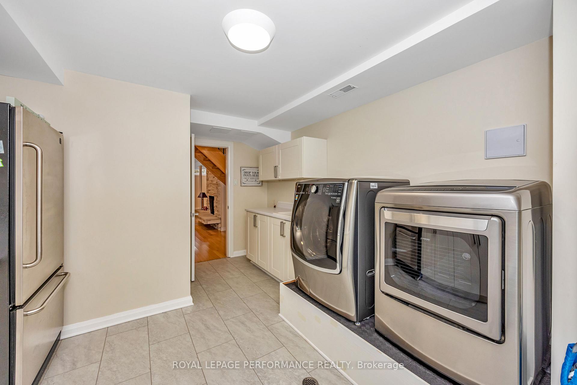 Photo 39 of 692 Highland Avenue, Ottawa, Laurentianview — HOMEH