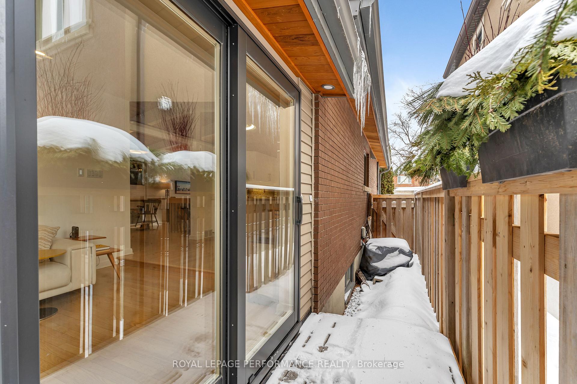 Photo 42 of 692 Highland Avenue, Ottawa, Laurentianview — HOMEH