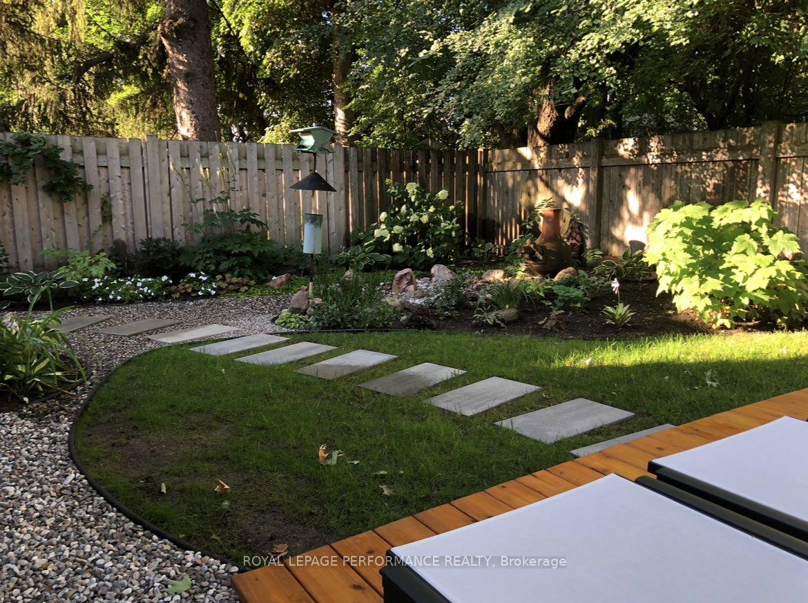 Photo 49 of 692 Highland Avenue, Ottawa, Laurentianview — HOMEH