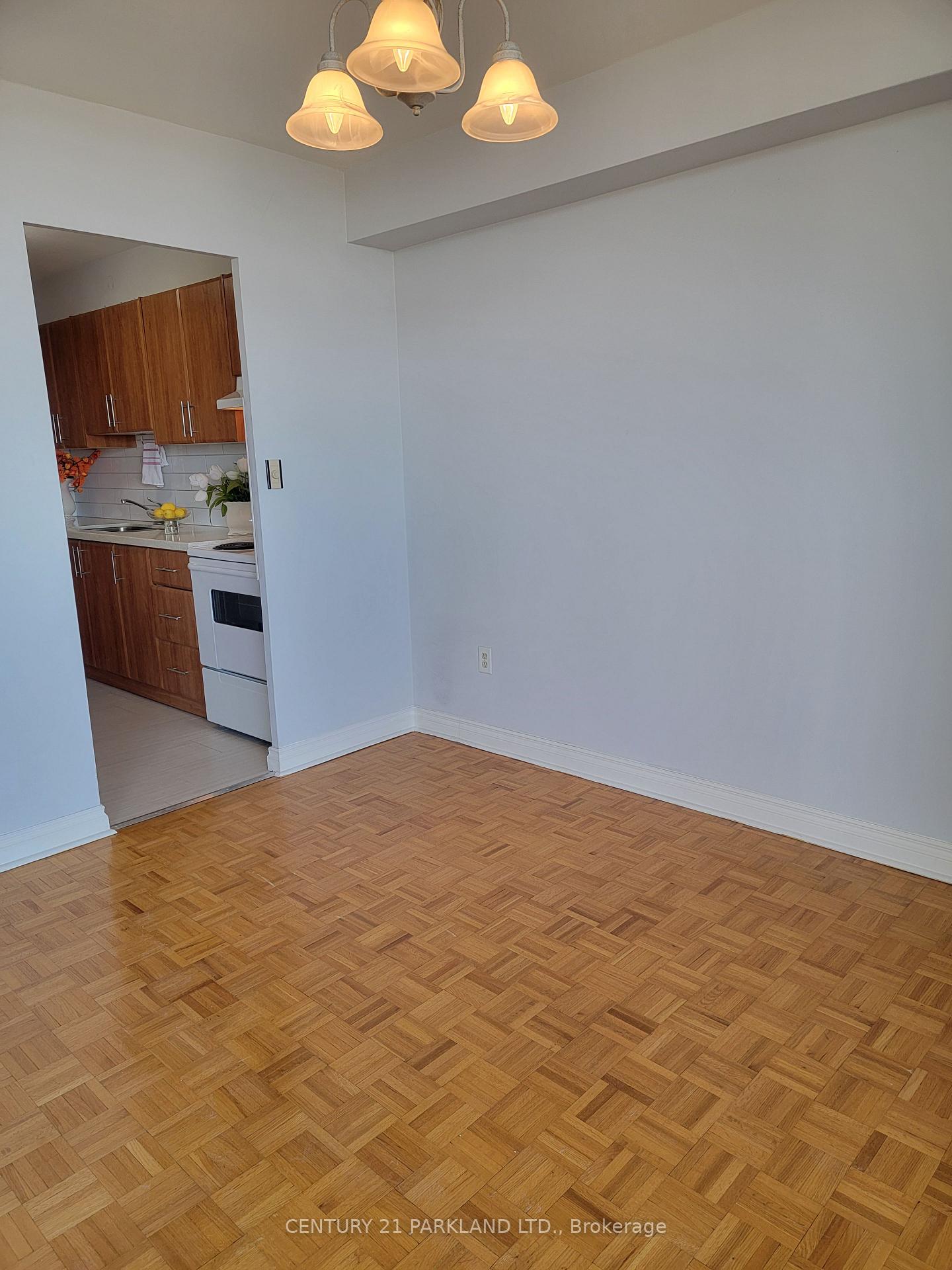 Photo 8 of Unit 2015, 1 Massey Square, Toronto, Crescent Town — HOMEH