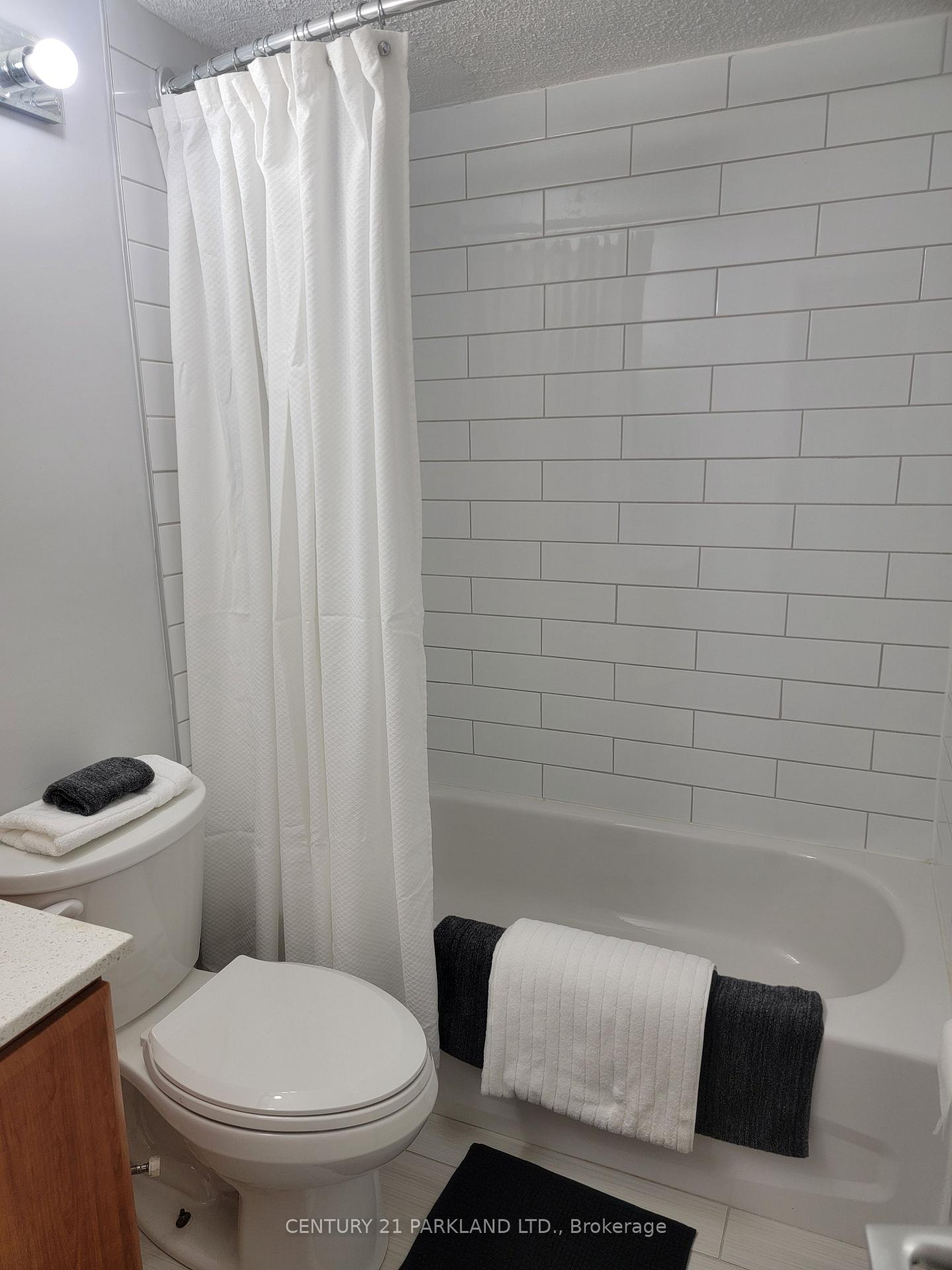 Photo 19 of Unit 2015, 1 Massey Square, Toronto, Crescent Town — HOMEH
