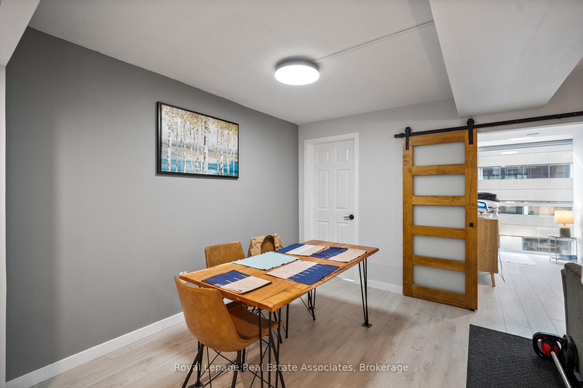 Photo 12 of Unit 805, 705 King Street W, Toronto, Niagara — HOMEH