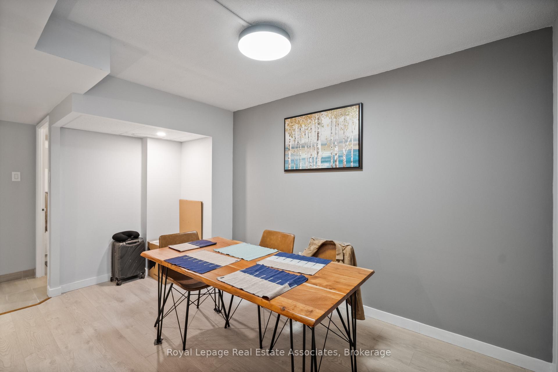 Photo 13 of Unit 805, 705 King Street W, Toronto, Niagara — HOMEH