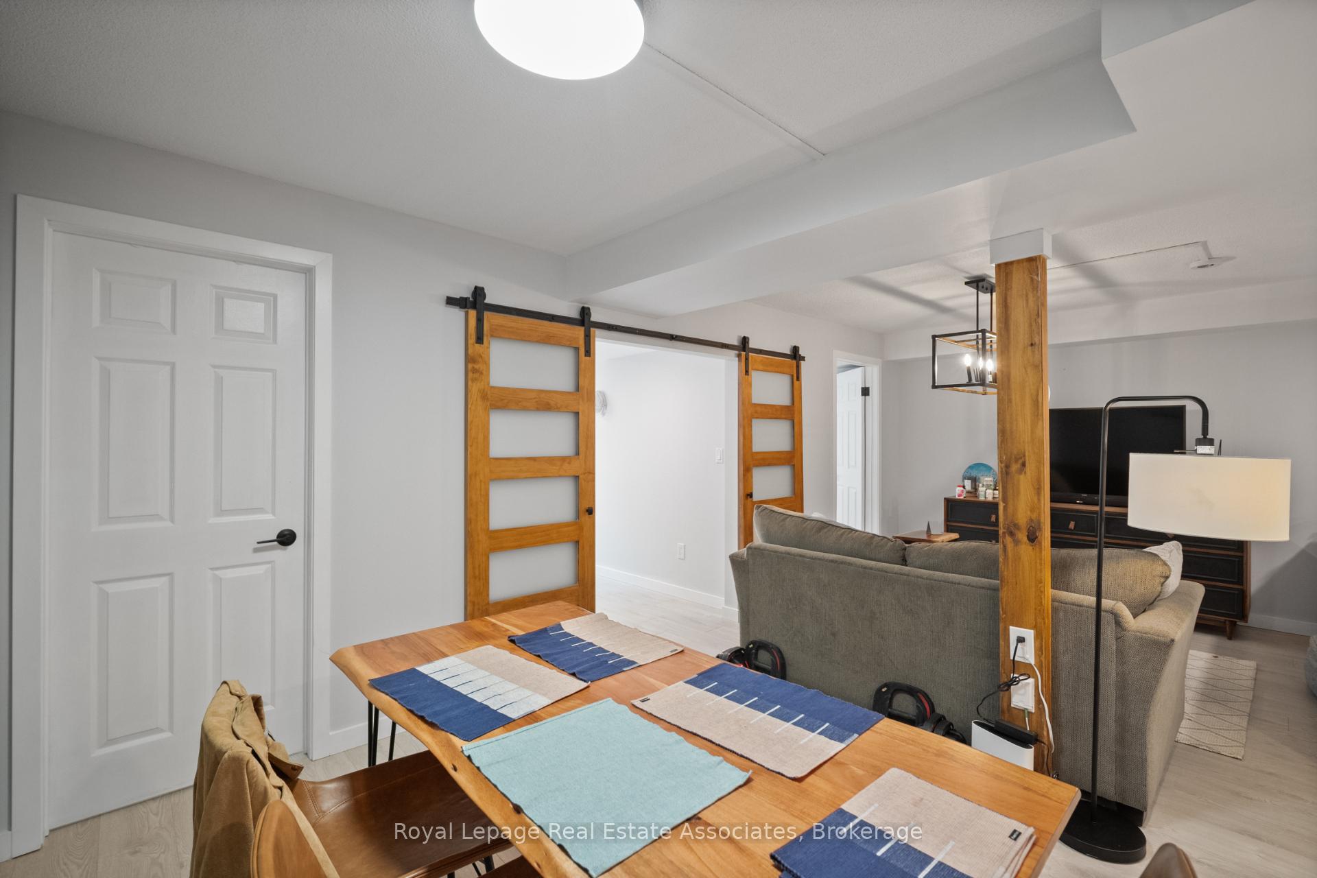 Photo 15 of Unit 805, 705 King Street W, Toronto, Niagara — HOMEH