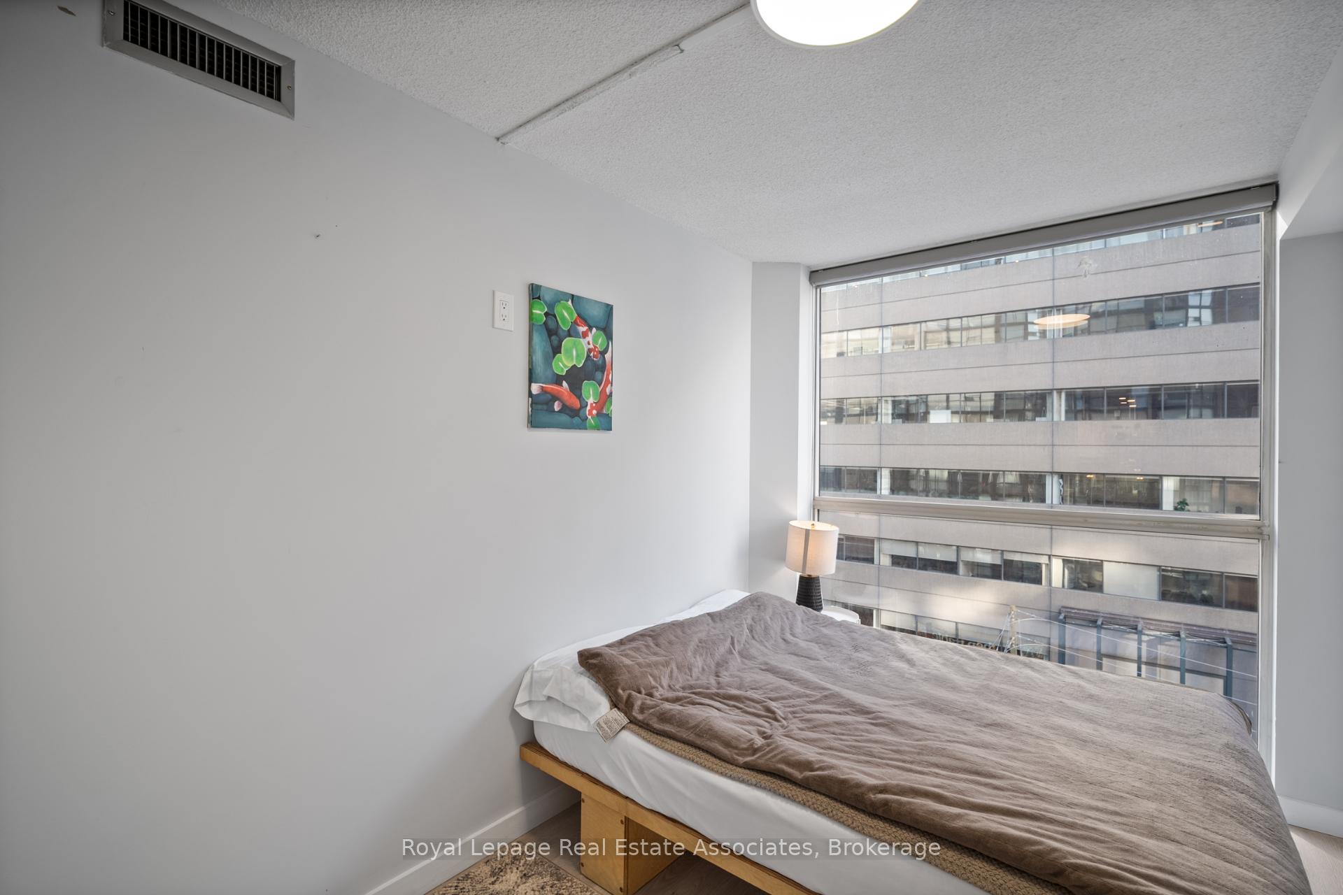Photo 18 of Unit 805, 705 King Street W, Toronto, Niagara — HOMEH