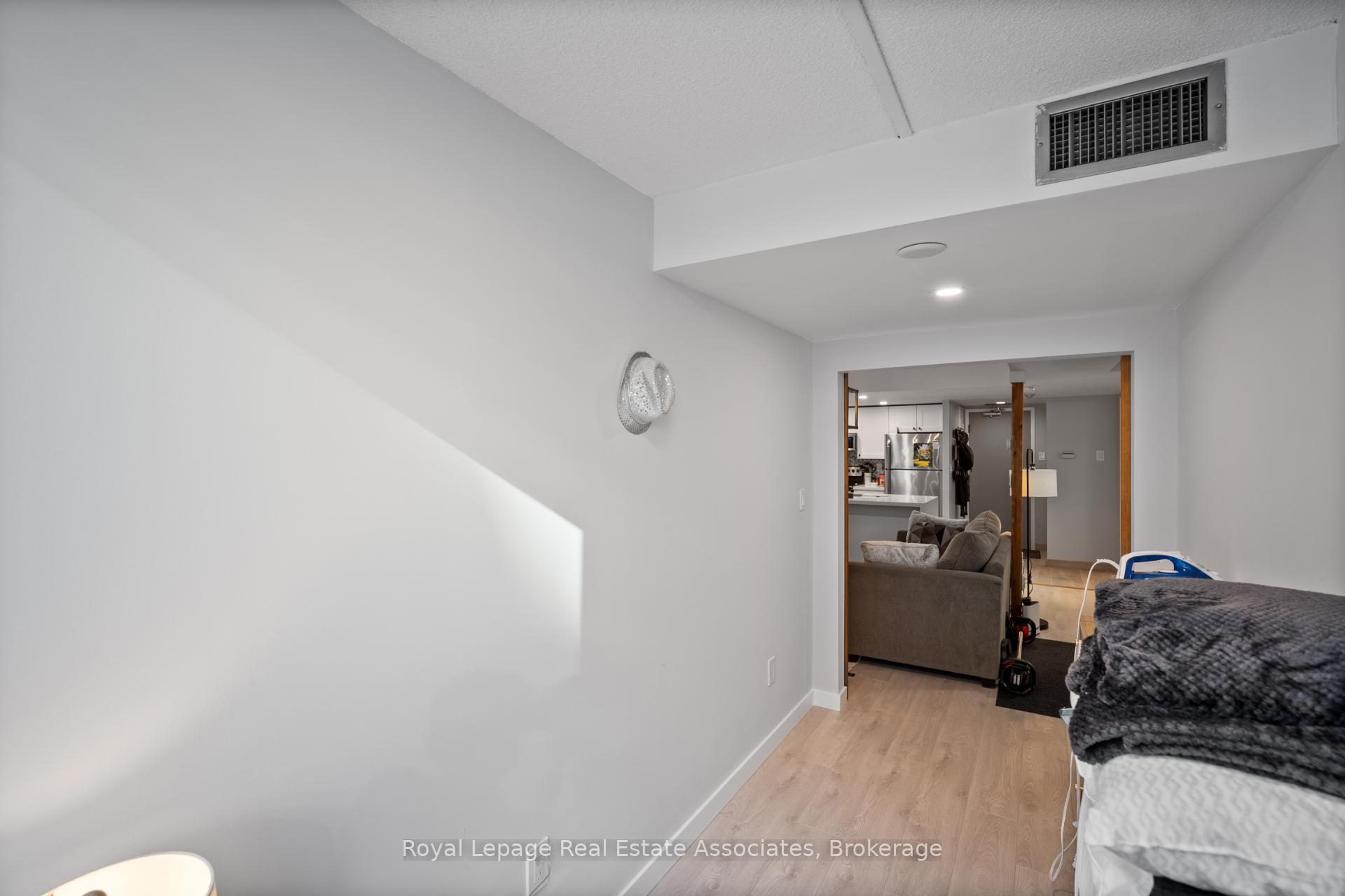 Photo 22 of Unit 805, 705 King Street W, Toronto, Niagara — HOMEH