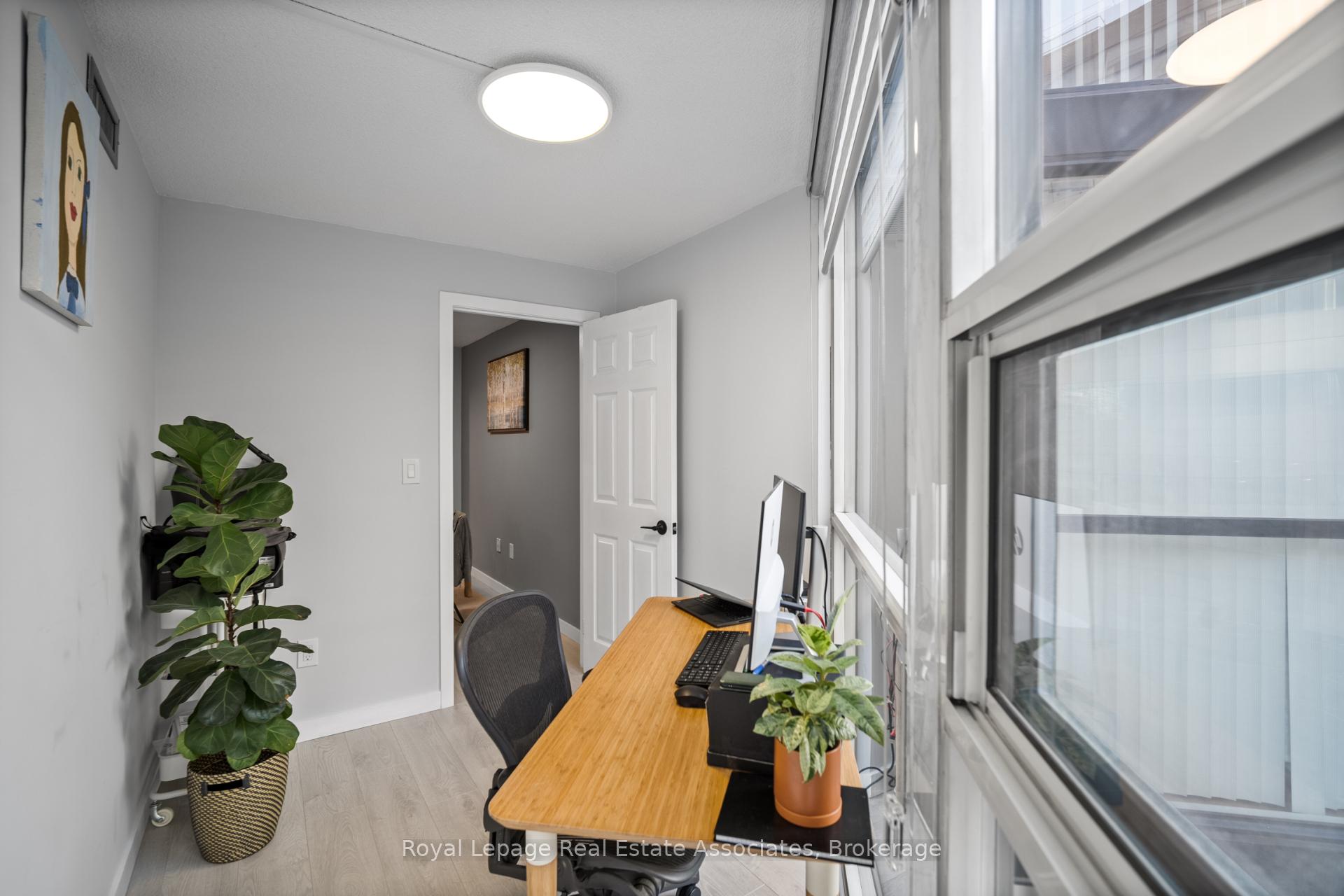 Photo 25 of Unit 805, 705 King Street W, Toronto, Niagara — HOMEH