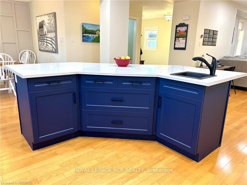 Photo 16 of 441 Queen Street N, Arran-Elderslie — HOMEH