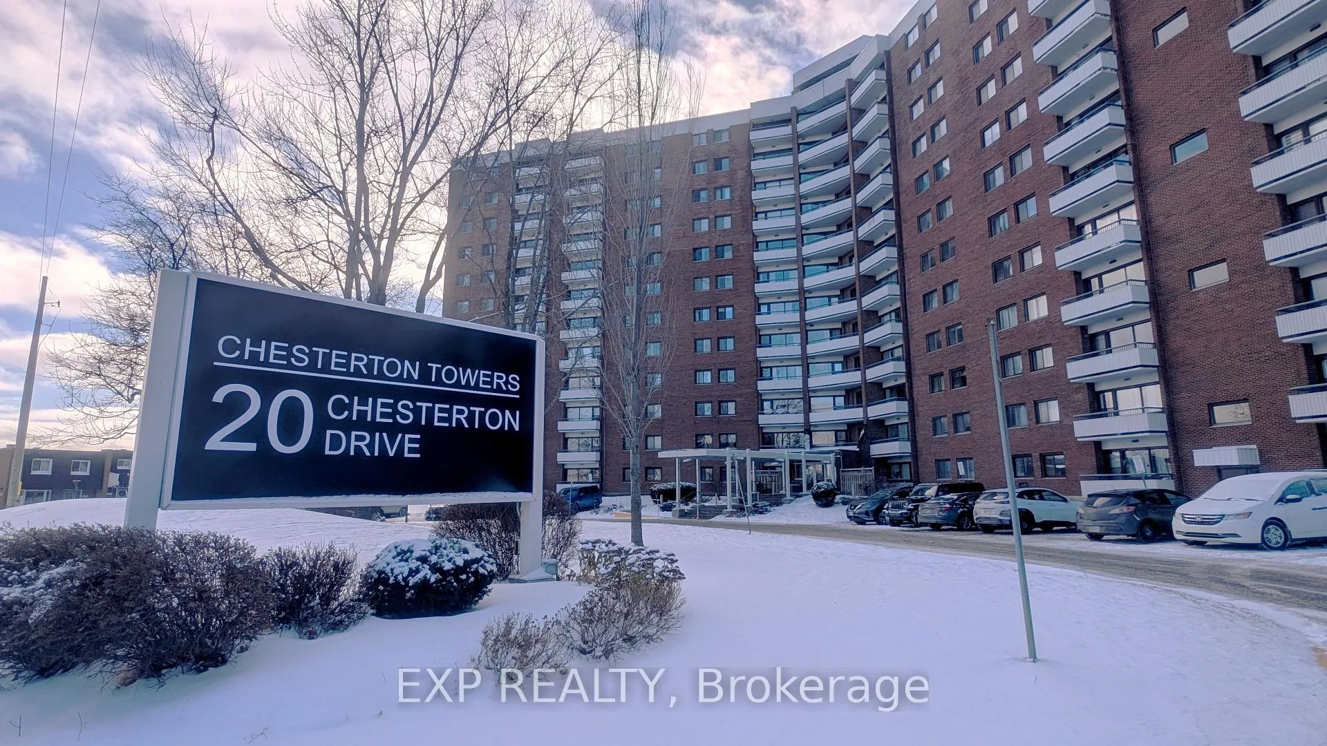 Front of Unit 518, 20 Chesterton Drive