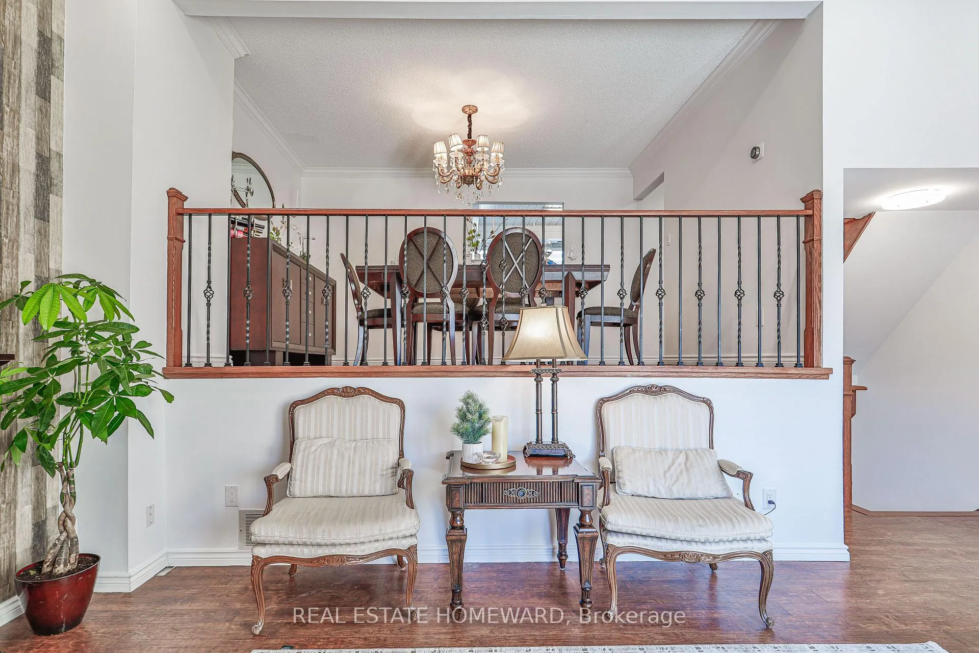 Photo 11 of 4 Poplar Crescent, Aurora, Aurora Highlands — HOMEH