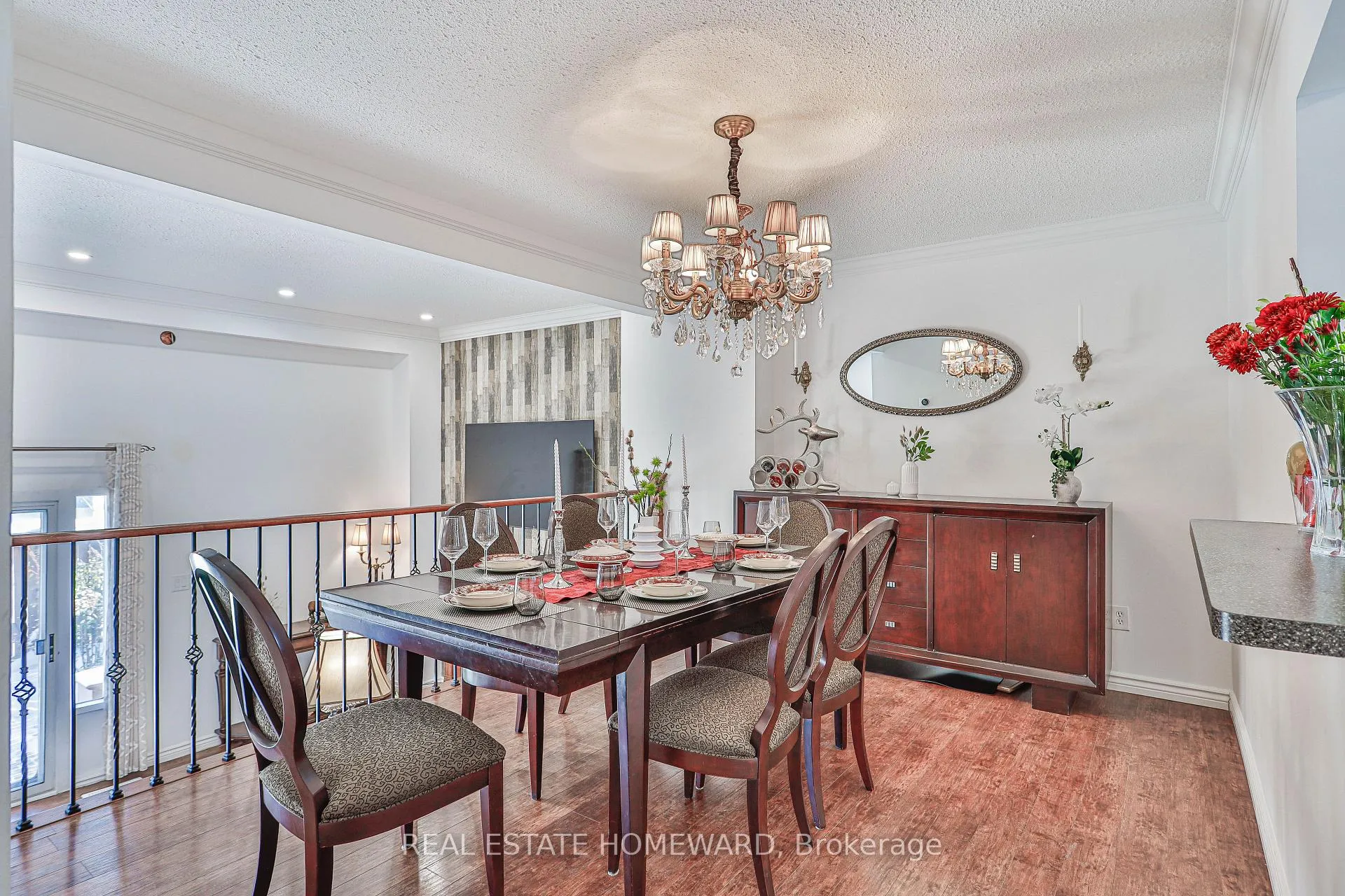 Photo 12 of 4 Poplar Crescent, Aurora, Aurora Highlands — HOMEH