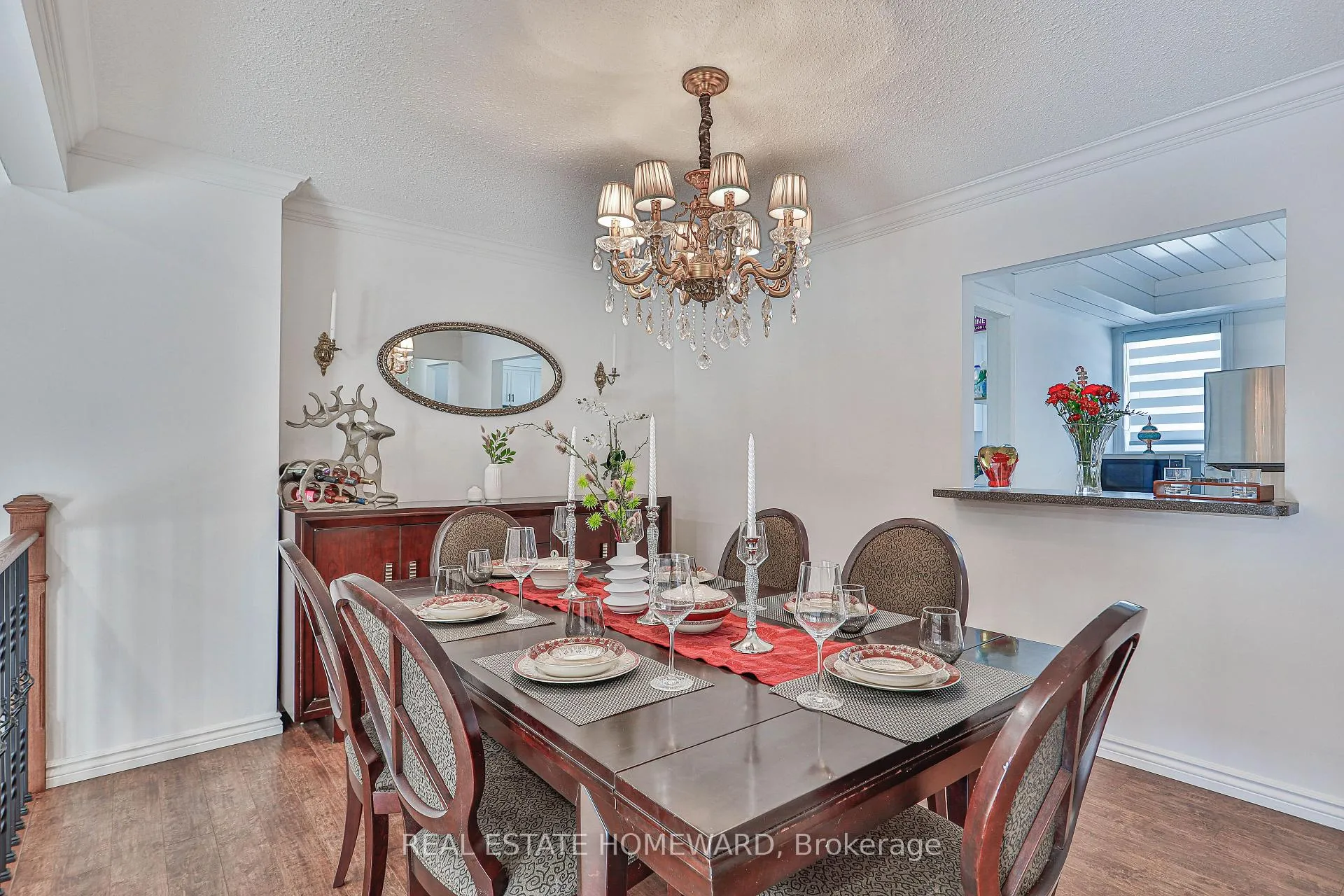 Photo 13 of 4 Poplar Crescent, Aurora, Aurora Highlands — HOMEH