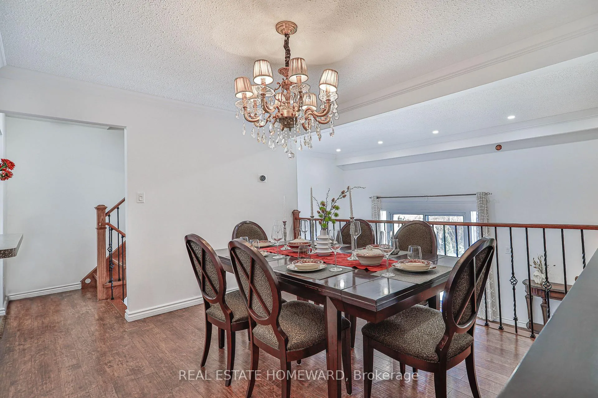 Photo 14 of 4 Poplar Crescent, Aurora, Aurora Highlands — HOMEH