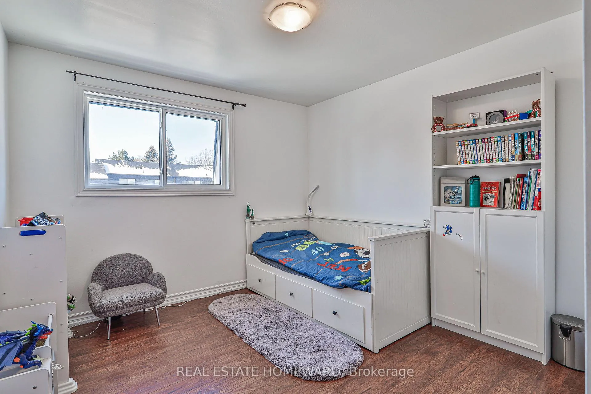 Photo 32 of 4 Poplar Crescent, Aurora, Aurora Highlands — HOMEH