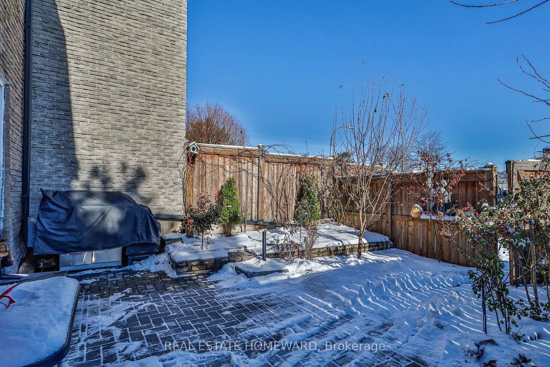 Photo 43 of 4 Poplar Crescent, Aurora, Aurora Highlands — HOMEH