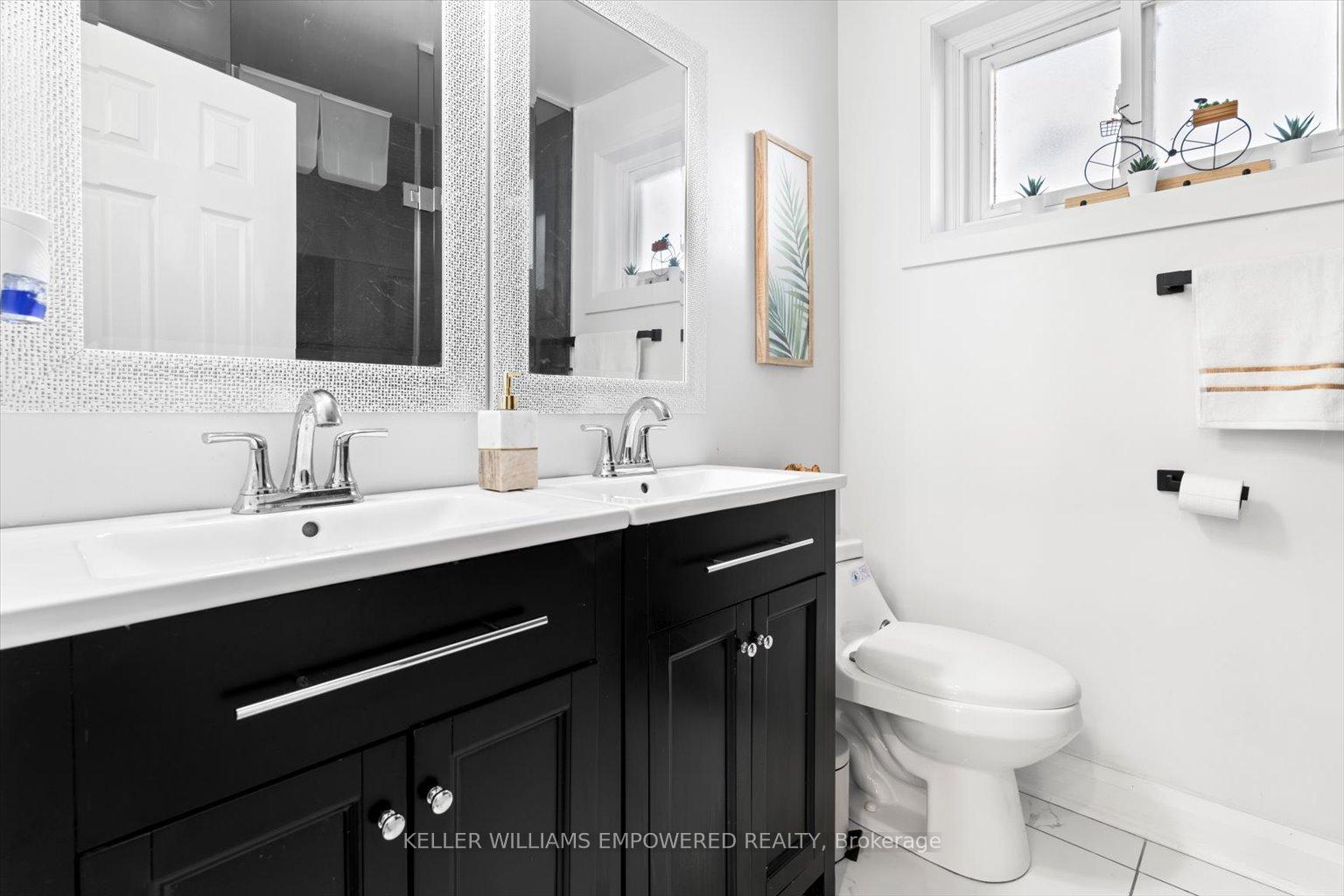 Photo 15 of Unit (Main Level), 65 Murray Drive, Aurora, Aurora Highlands — HOMEH