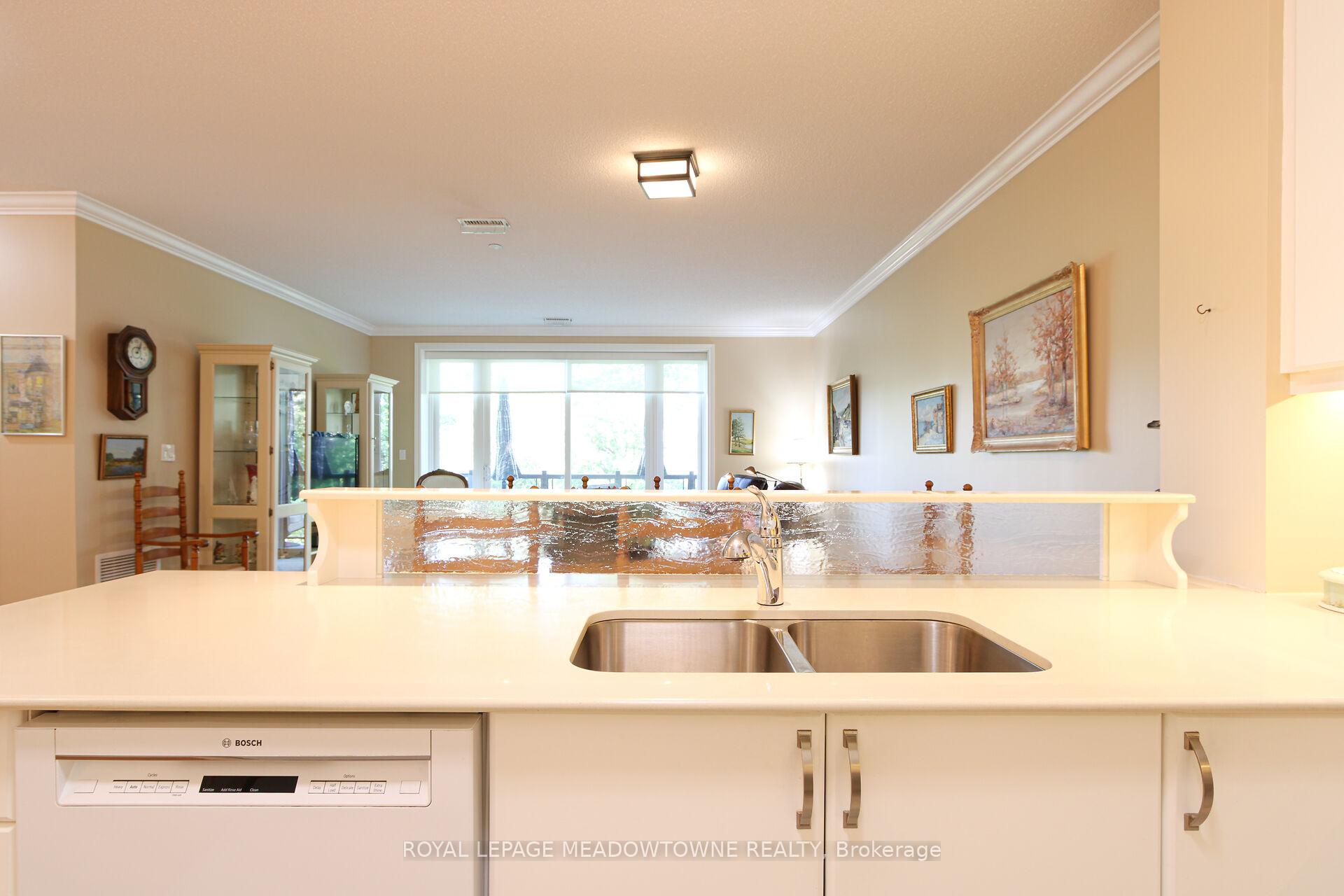 Photo 2 of Unit 318, 33 Whitmer Street, Milton, Scott — HOMEH