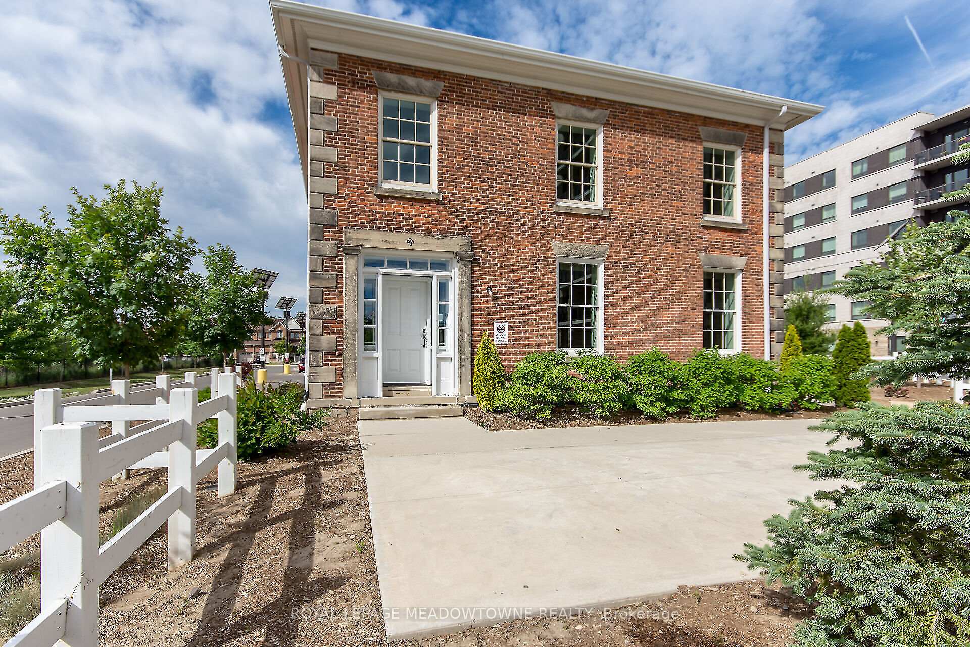 Photo 20 of Unit 318, 33 Whitmer Street, Milton, Scott — HOMEH