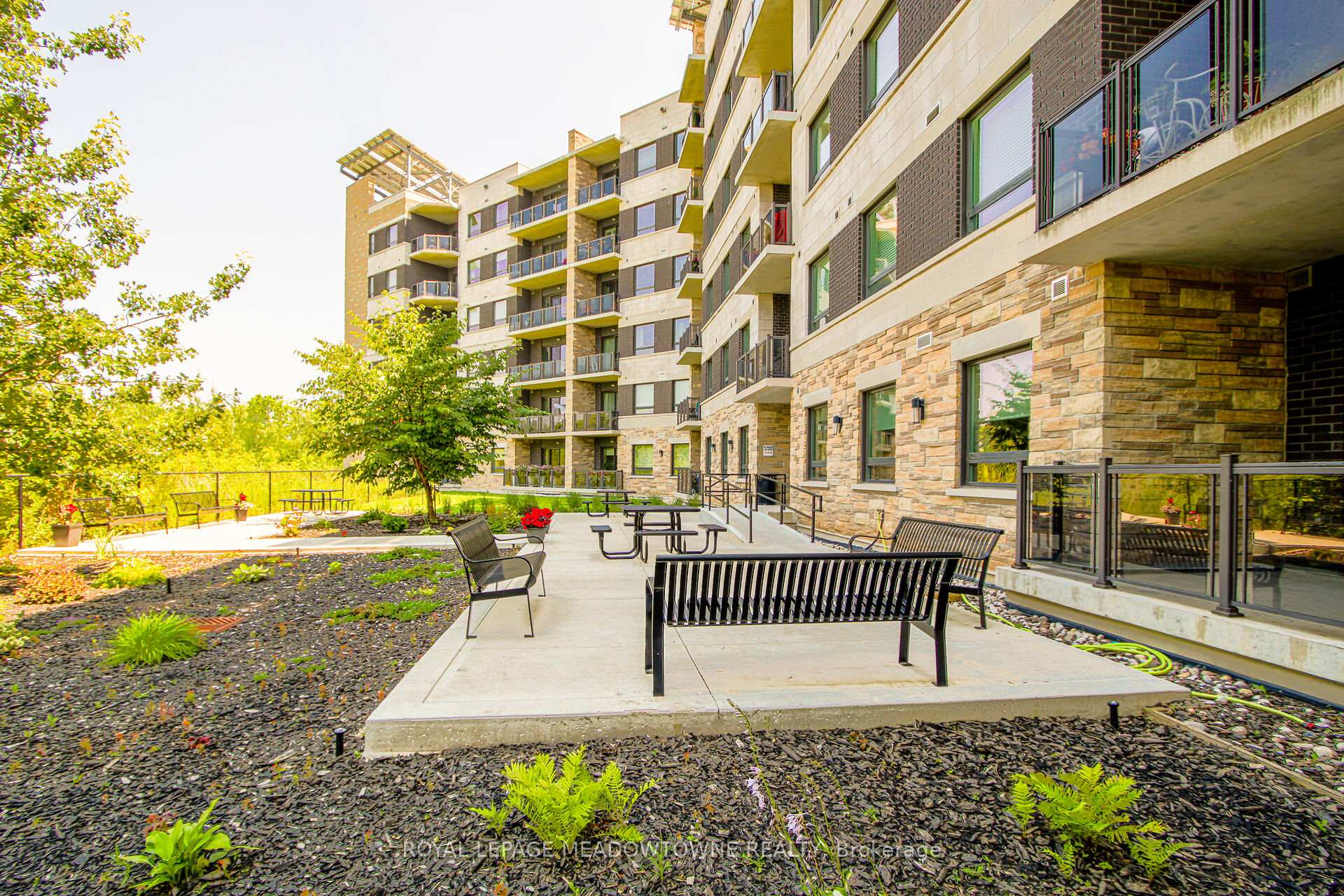 Photo 18 of Unit 318, 33 Whitmer Street, Milton, Scott — HOMEH