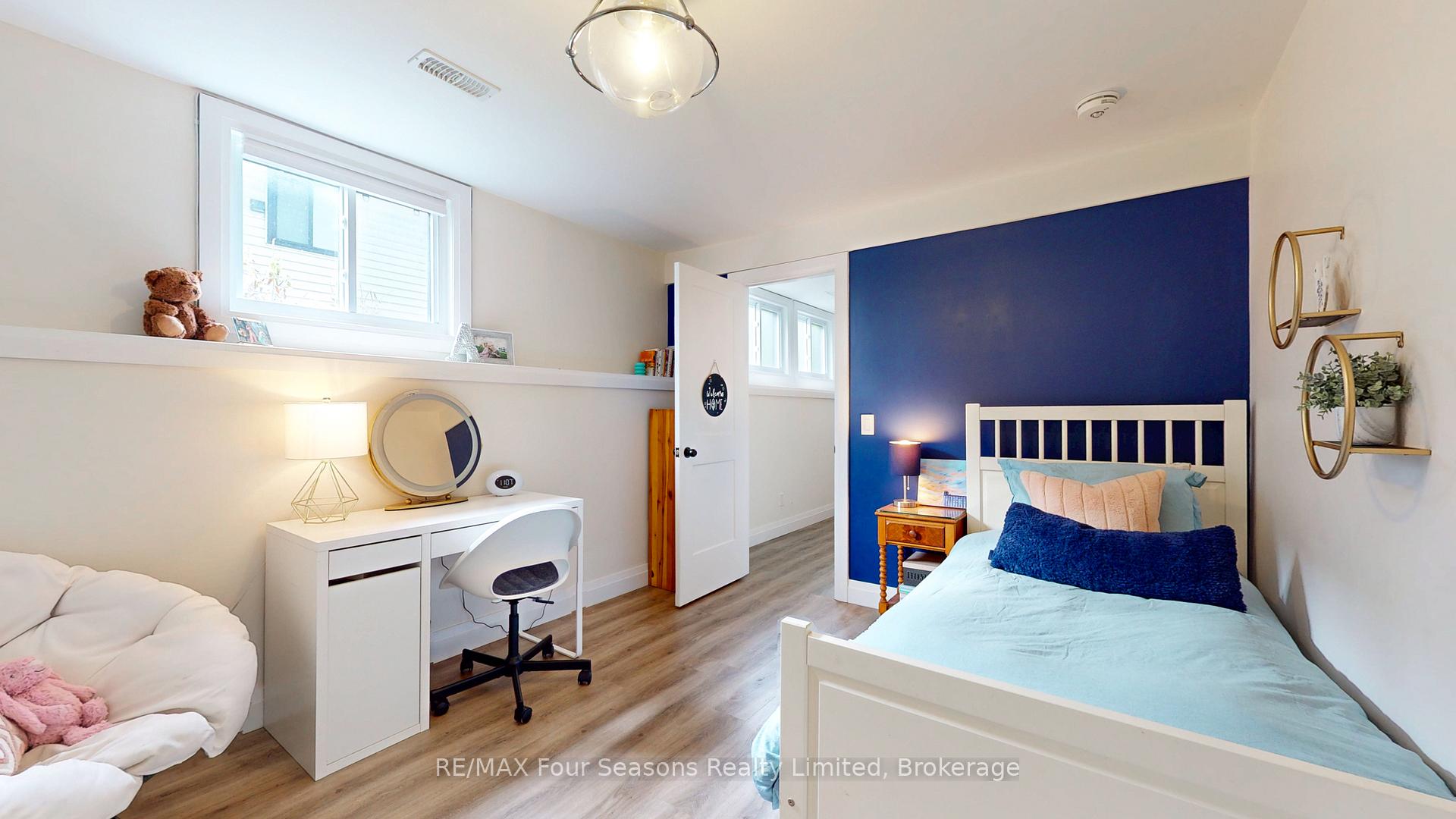 Photo 30 of 328 Walnut Street, Collingwood — HOMEH