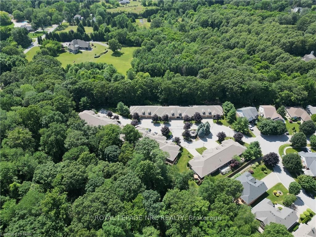 Photo 2 of Unit 6, 42 Concord Street, Pelham, Fonthill — HOMEH