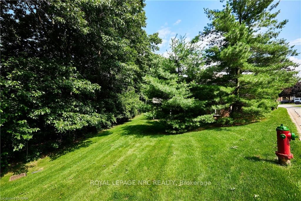 Photo 6 of Unit 6, 42 Concord Street, Pelham, Fonthill — HOMEH