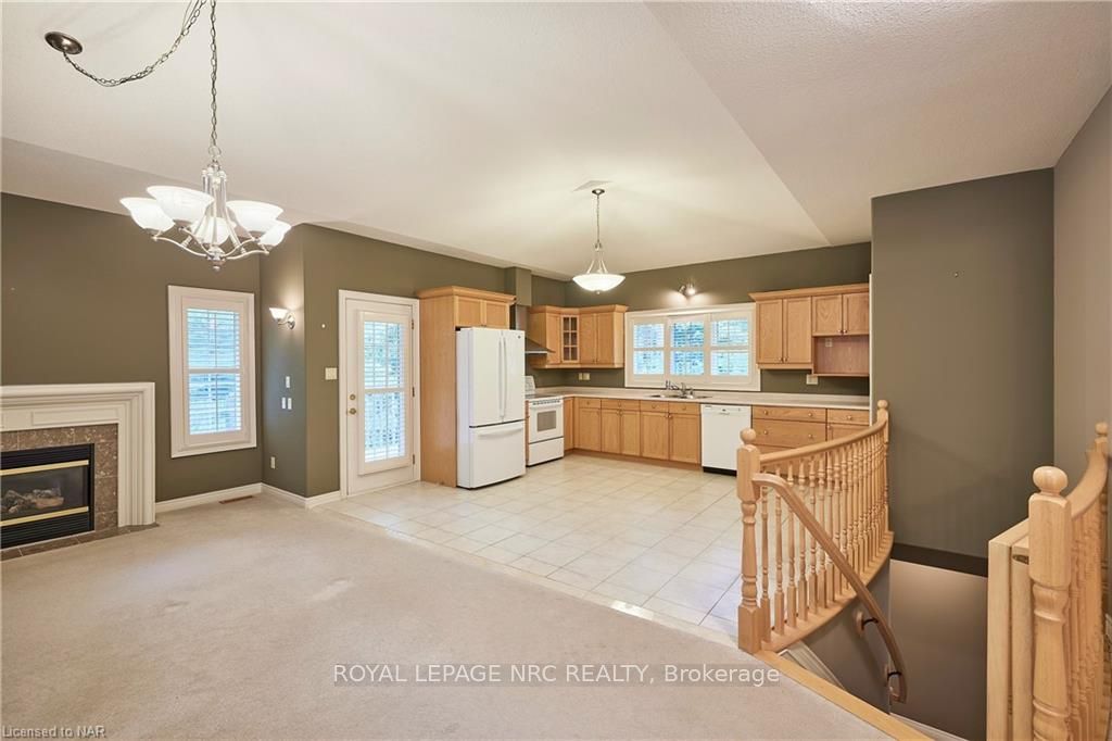 Photo 24 of Unit 6, 42 Concord Street, Pelham, Fonthill — HOMEH