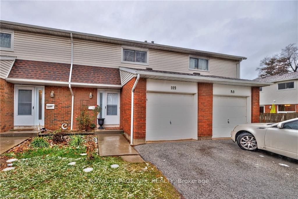 Photo 1 of Unit 109, 286 Cushman Rd, St. Catharines, Carlton/Bunting — HOMEH
