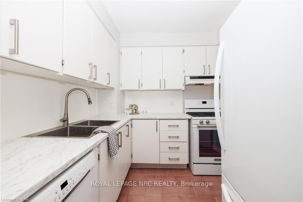 Photo 10 of Unit 109, 286 Cushman Rd, St. Catharines, Carlton/Bunting — HOMEH