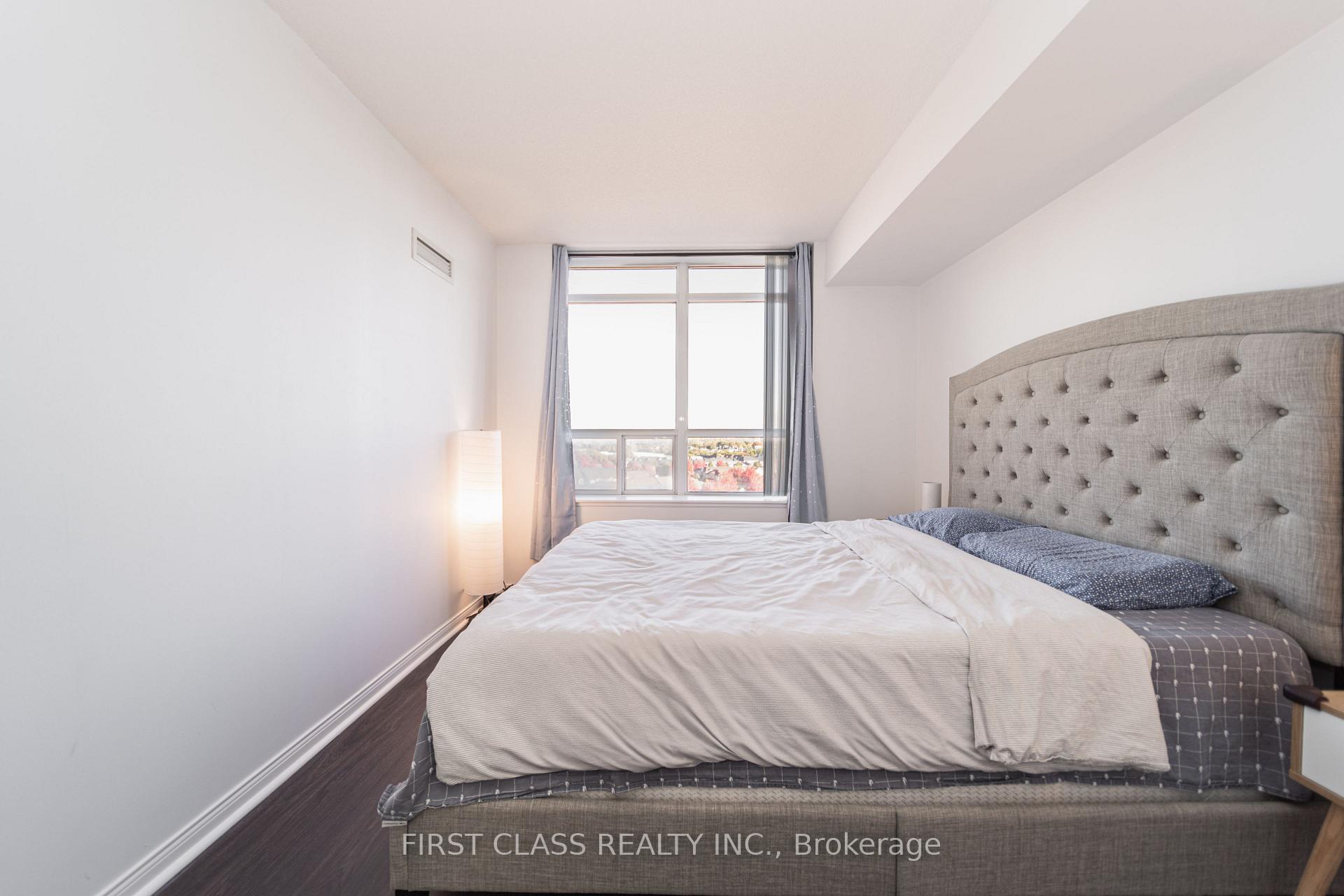Photo 10 of Unit 913, 75 King William Crescent, Richmond Hill, Langstaff — HOMEH