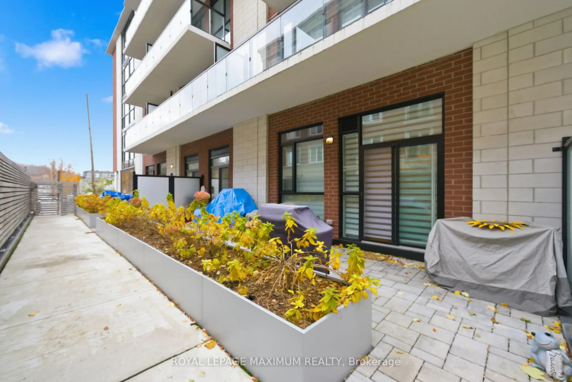Photo 35 of Unit 106, 50 Ann Street, Caledon, Bolton West — HOMEH